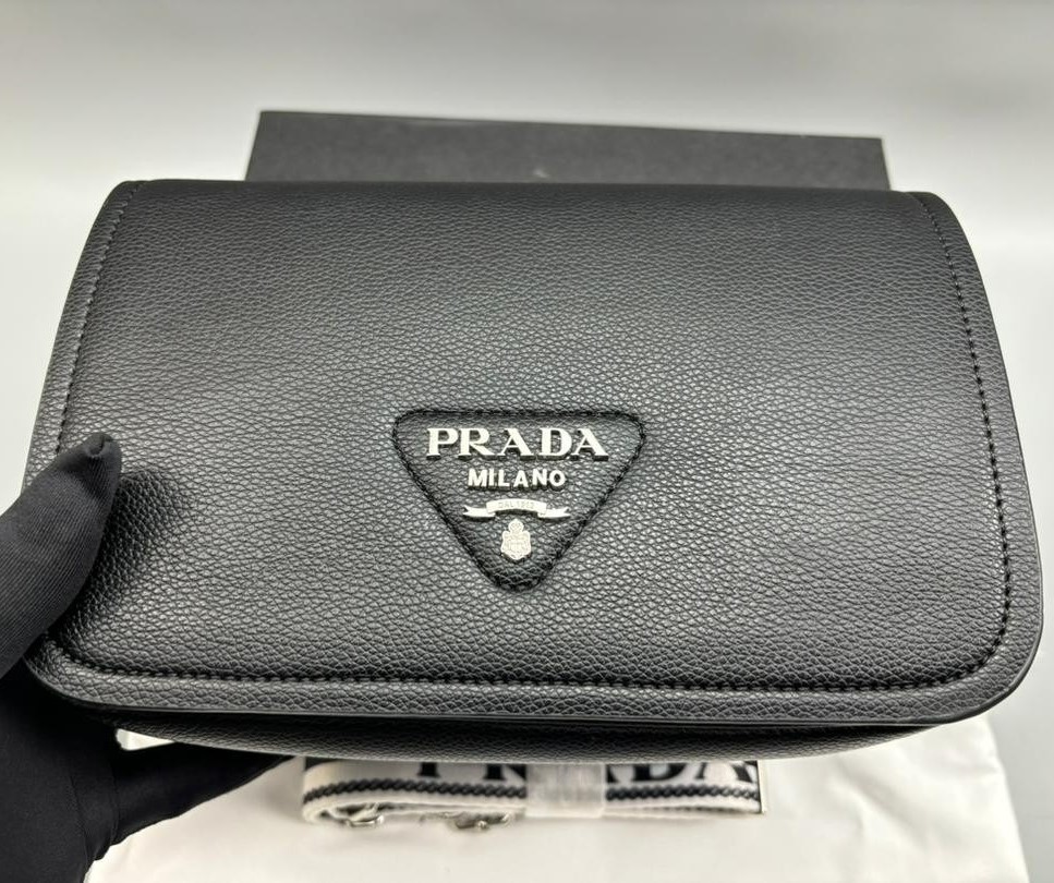 Pra*a Small Shoulder Bag In Black For Women 9in/ 23cm 1BD314_2DKV_F0002_V_3OO