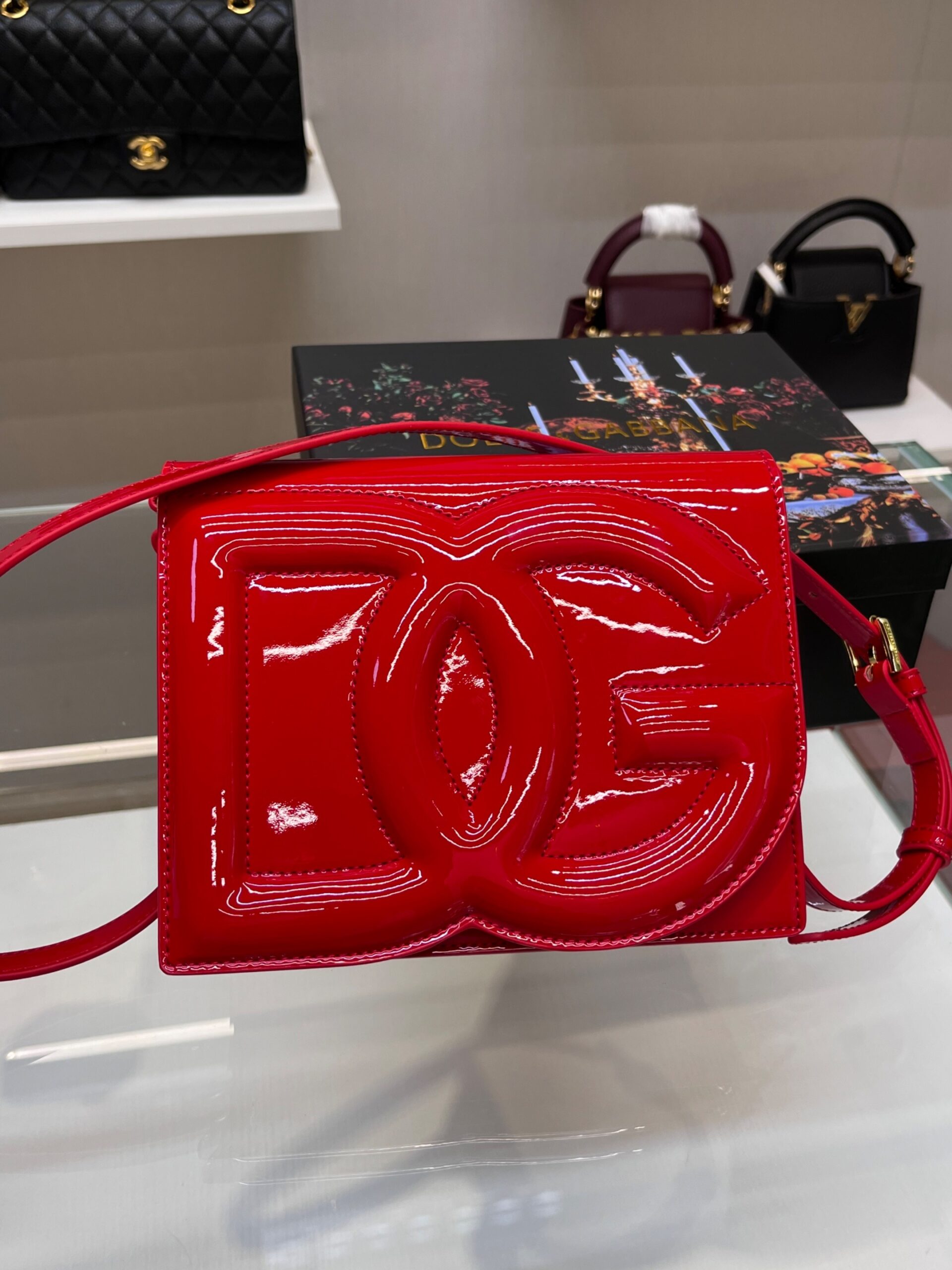[True-to-ORIGINAL] Dolce Gabbana Logo Bag Red For Women BB7287A147180315- 20 Cm/ 7.8 Inches