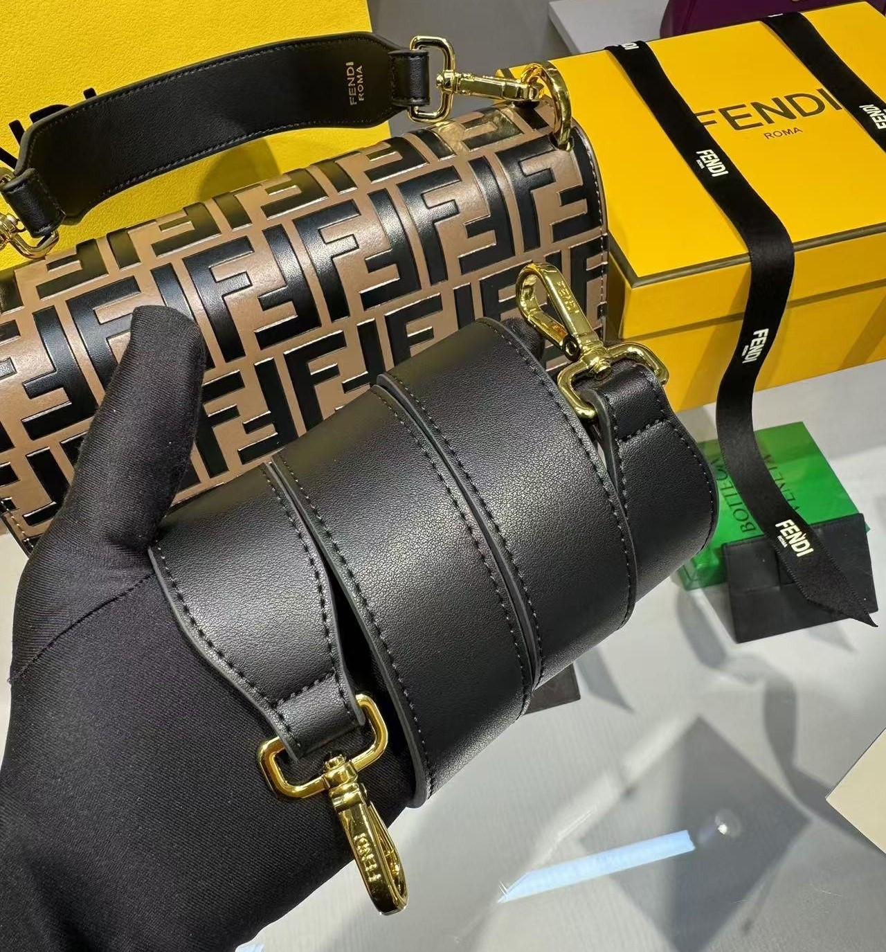 F**di Shoulder Bag Kan U Brown For Women 9.8in/25cm