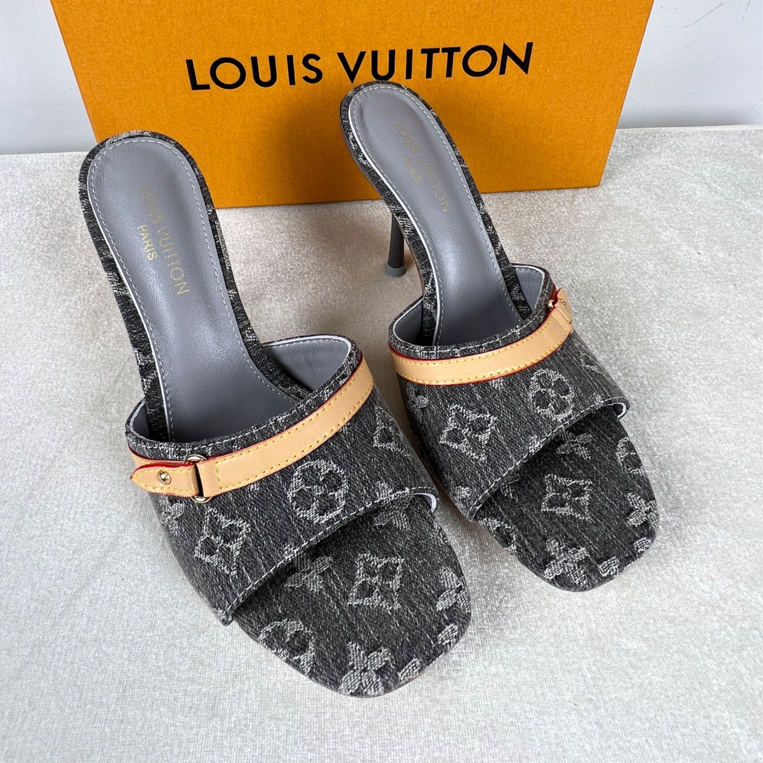 L0vis Vvtt0n 6AM Mule Grey For Women 1ADIGT