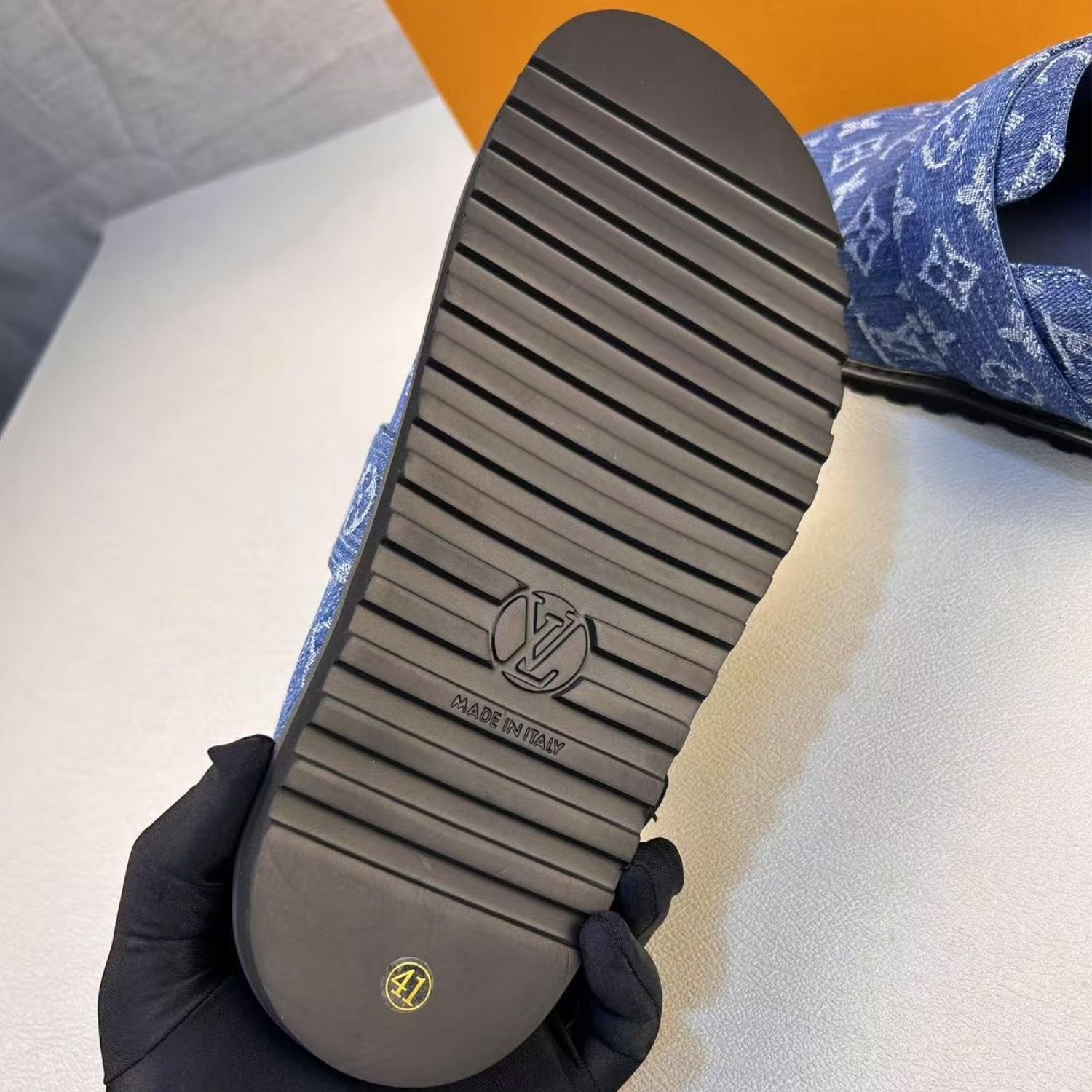 L0vis Vvtt0n LV Cosy Comfort Mule Blue For Women 1AGVOO