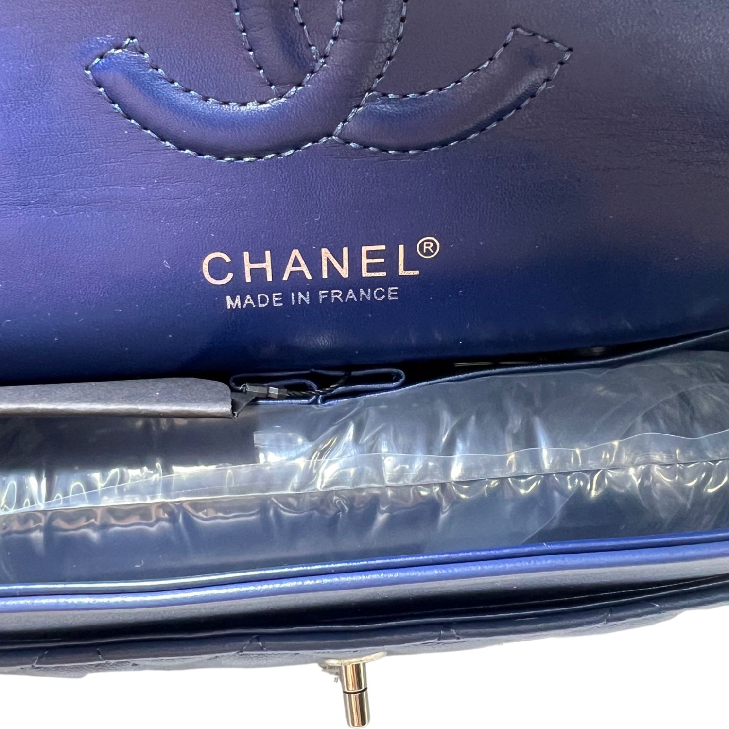 Ch**el Classic Handbag Navy Blue For Women, Women’s Bags, Shoulder And Crossbody Bags 10.2in/26cm A01112