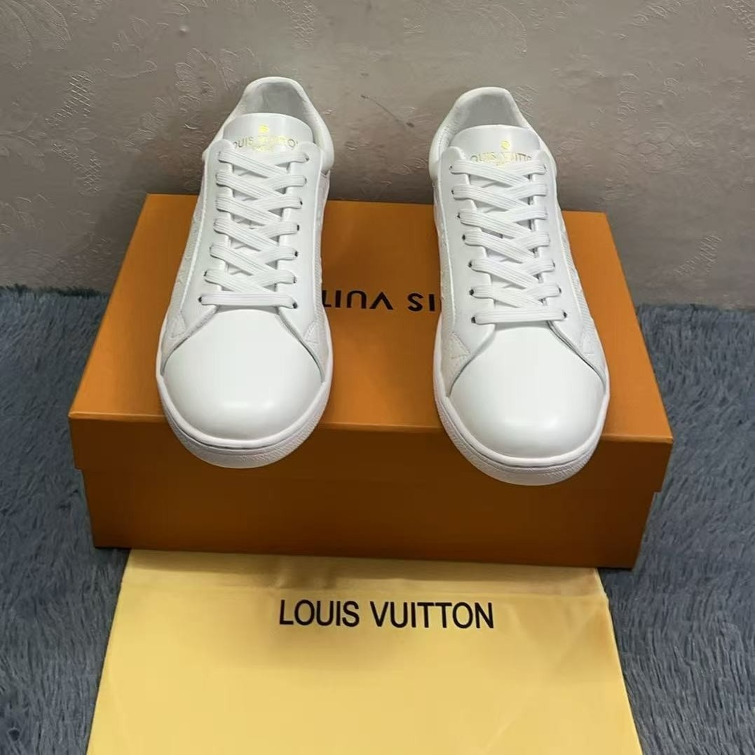 L0vis Vvtt0n Luxembourg Sneaker White For Men LV 1A8QER