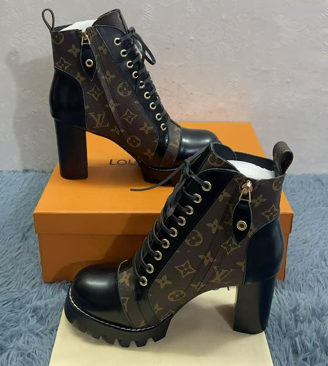 L0vis Vvtt0n Star Trail Ankle Boots Patent Monogram Material Black For Women 1A2Y7P