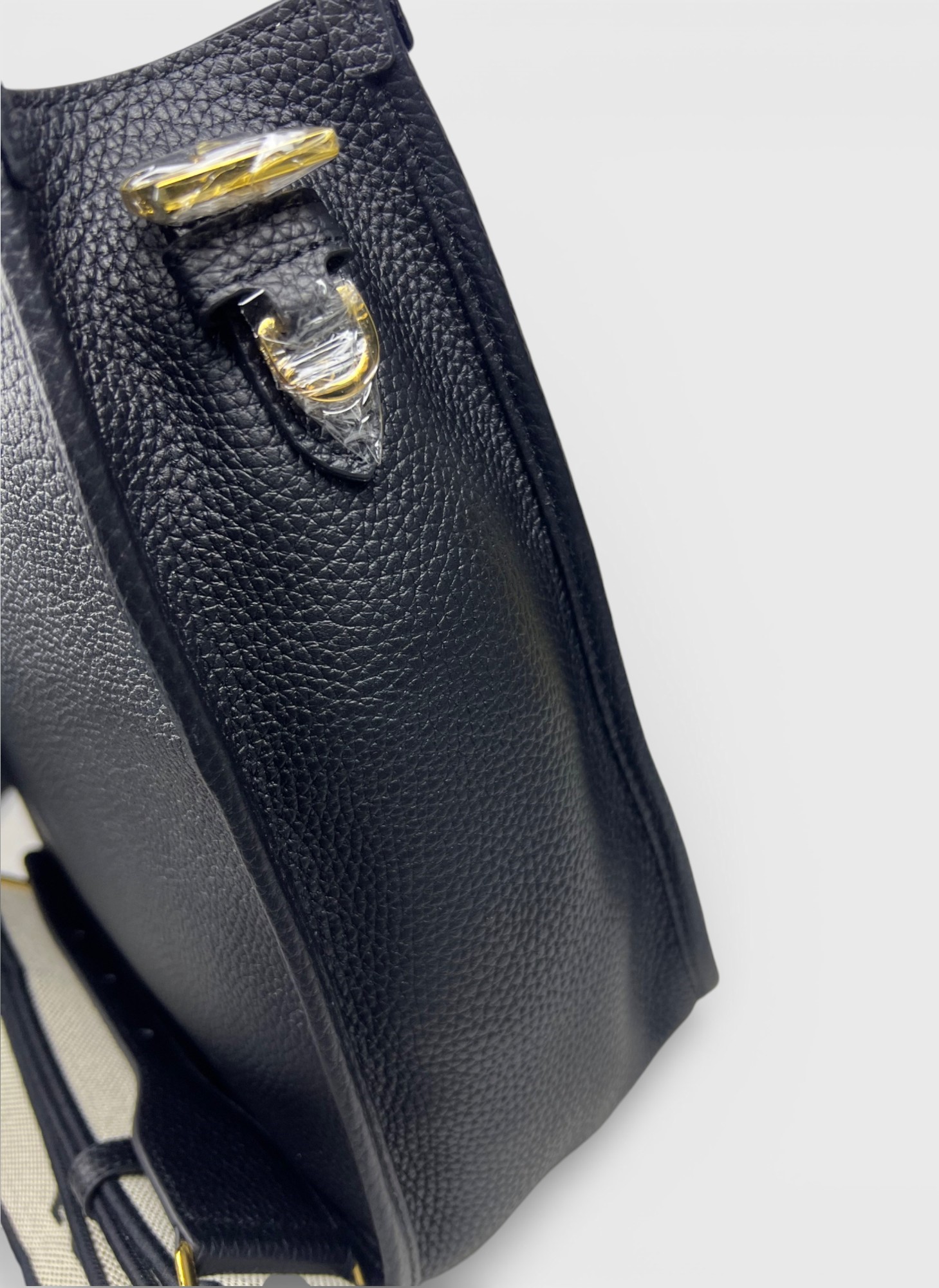 Pra*a Medium Leather Bag Black For Women 11in/28cm 1BC073_2DKV_F0632_V_7NO