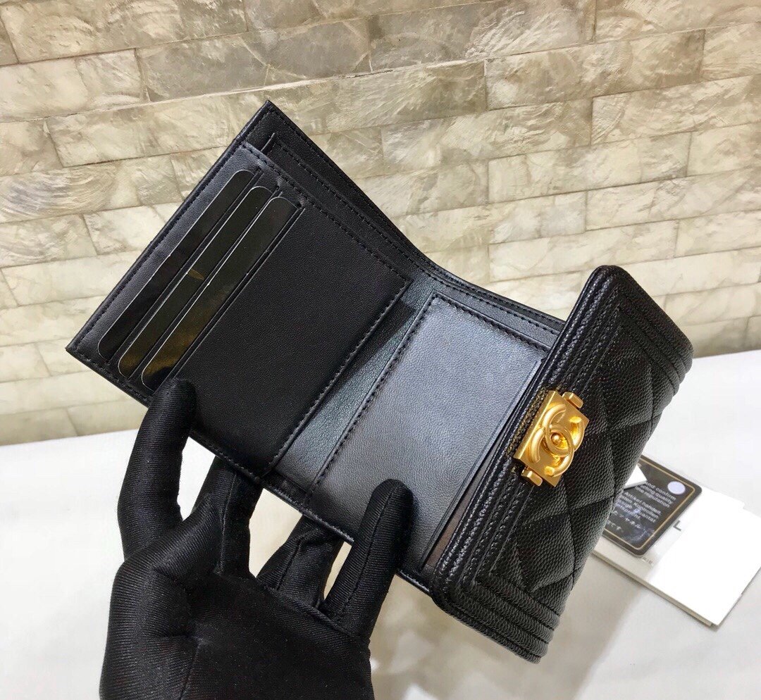 Ch**el CO-CO Boy Flap Card Holder 11cm/4.3in Gold Hardware For Women Black A80603 Y07659 94305
