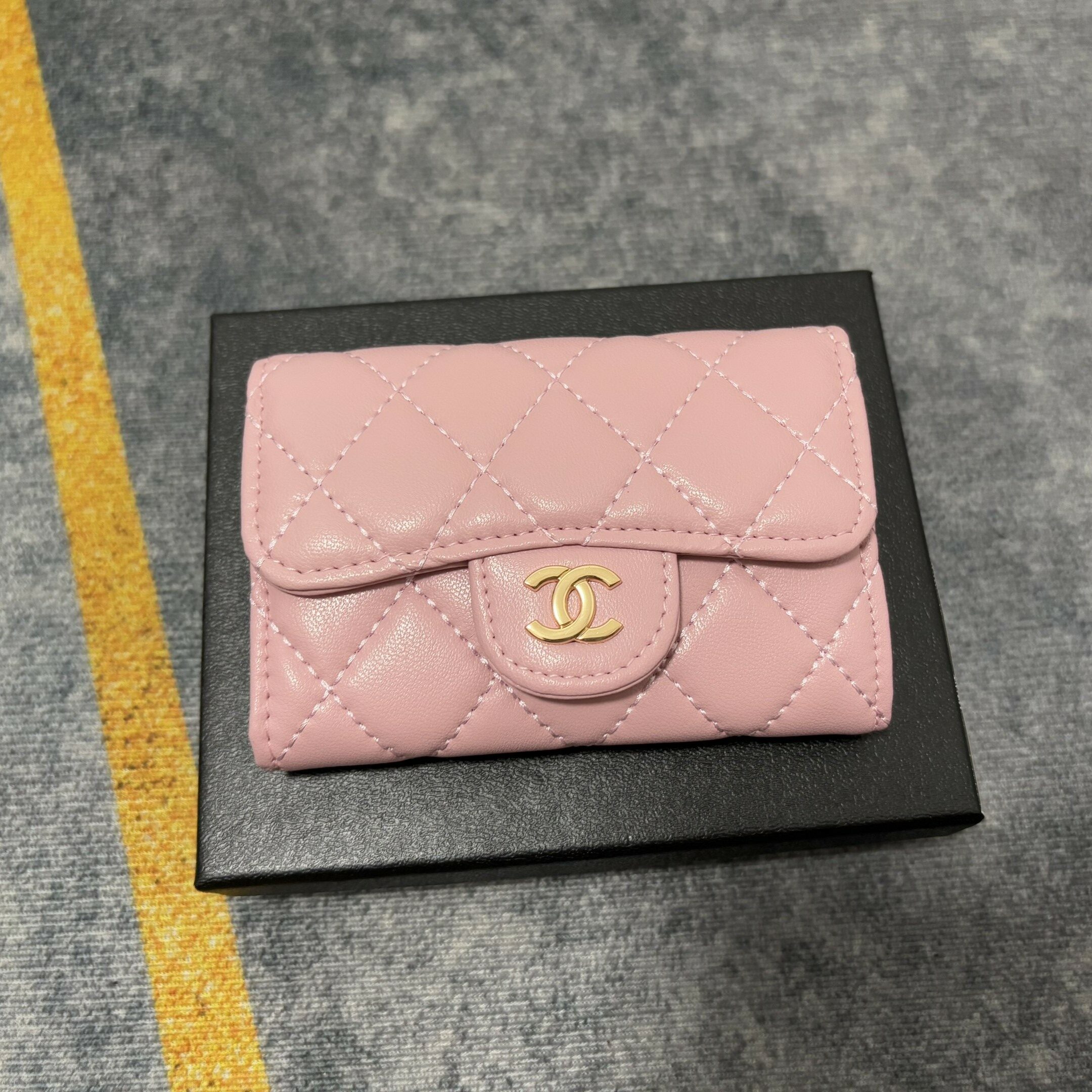 Ch**el Classic Flap Card Holder Light Pink 4.5in/11.5cm For Women AP4096-Y04059-NADOE