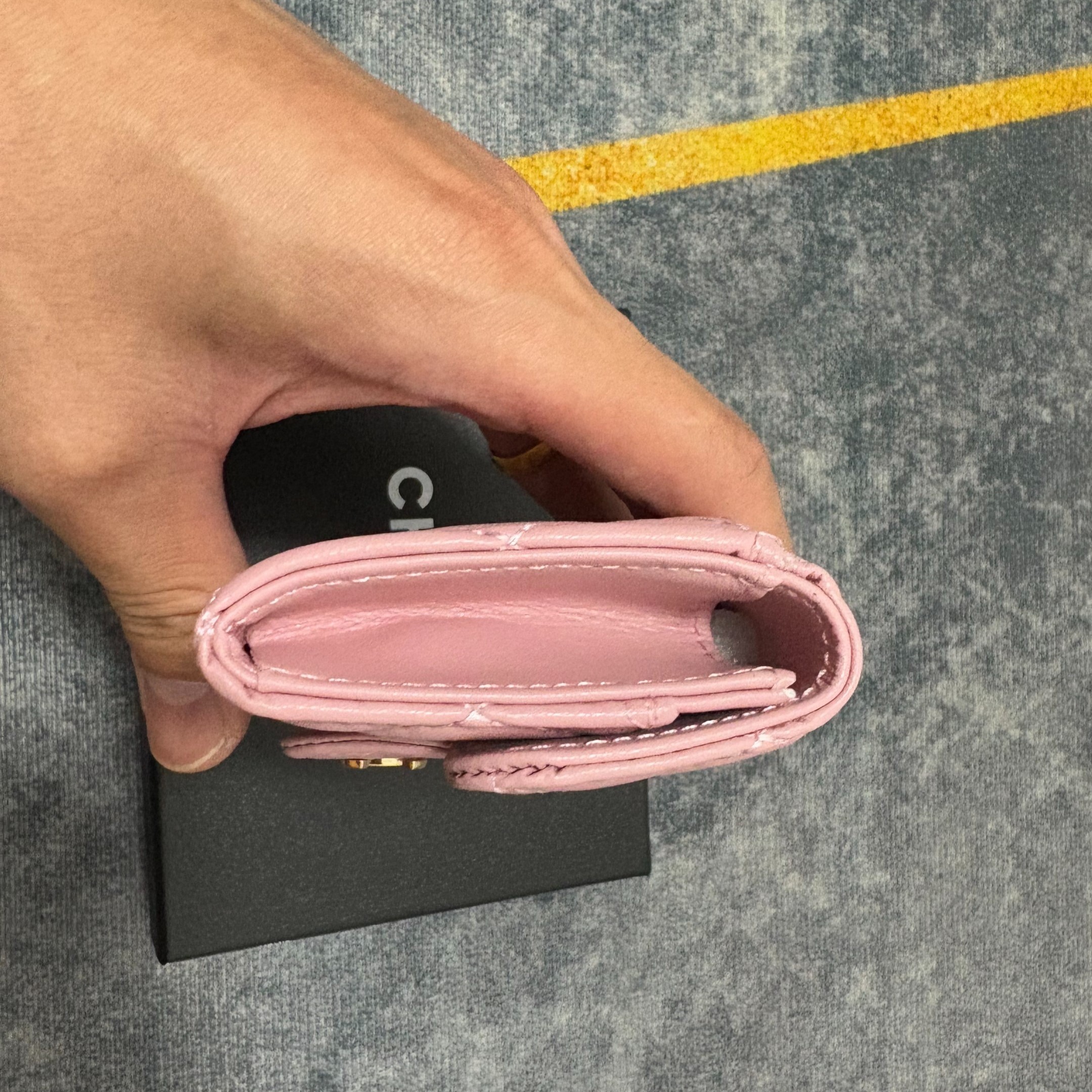 Ch**el Classic Flap Card Holder Light Pink 4.5in/11.5cm For Women AP4096-Y04059-NADOE