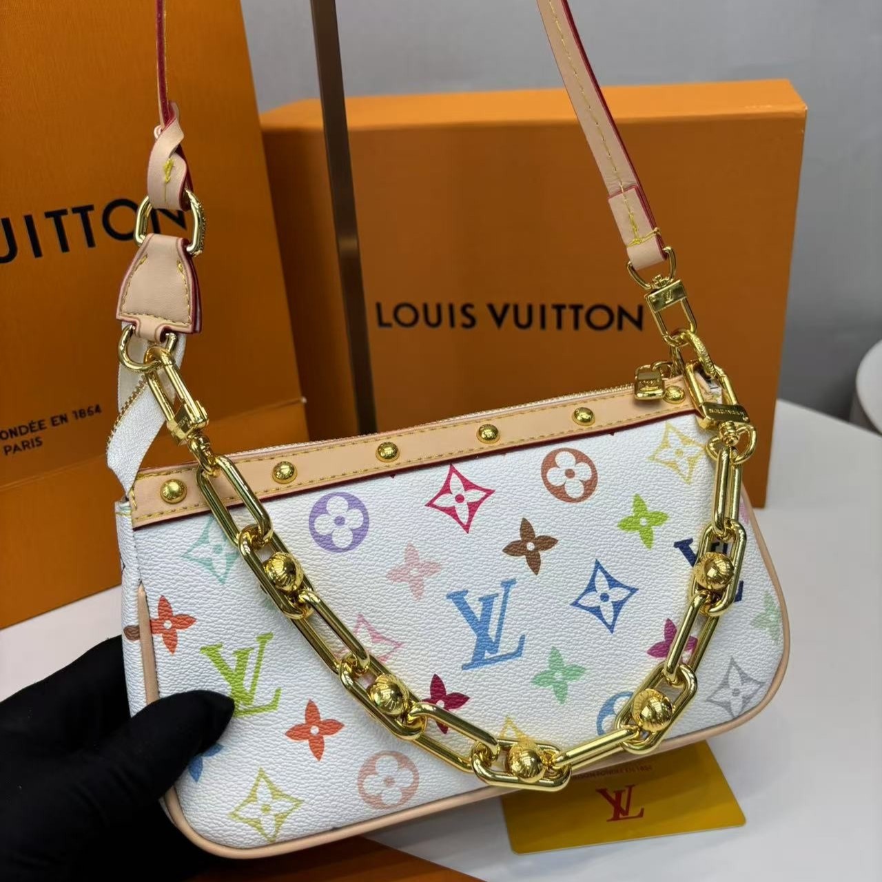 L0vis Vvtt0n LV x TM Pochette Accessoires Multicolore Blanc For Women 22cm/8.7in – M13404