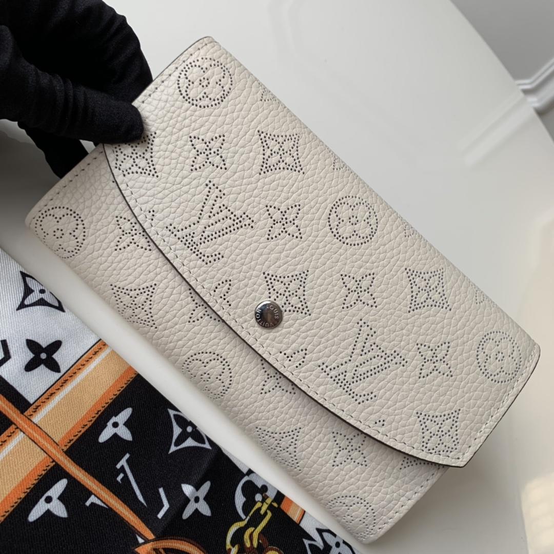 L0vis Vvtt0n Iris Wallet Monogram Canvas Greige For Women, Women’s Wallet 19cm LV M60144