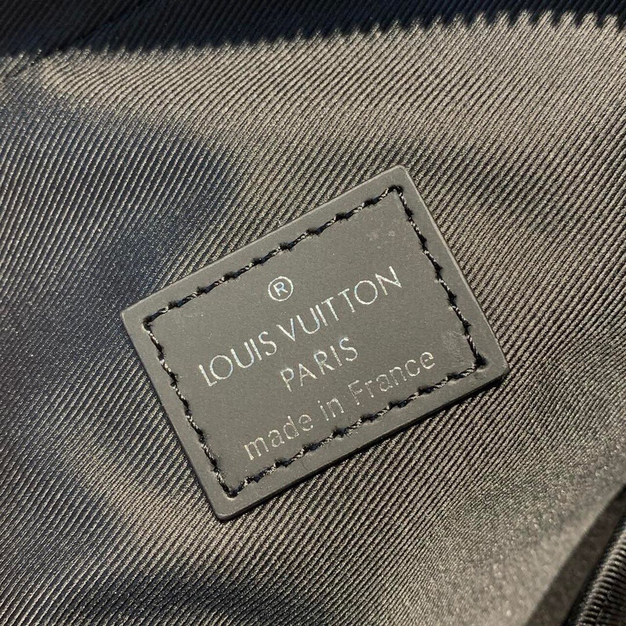 L0vis Vvtt0n Avenue Sling Bag Damier Graphite Canvas For Men, Men’s Bags, Shoulder And Crossbody Bags 12.2in/31cm LV N41719