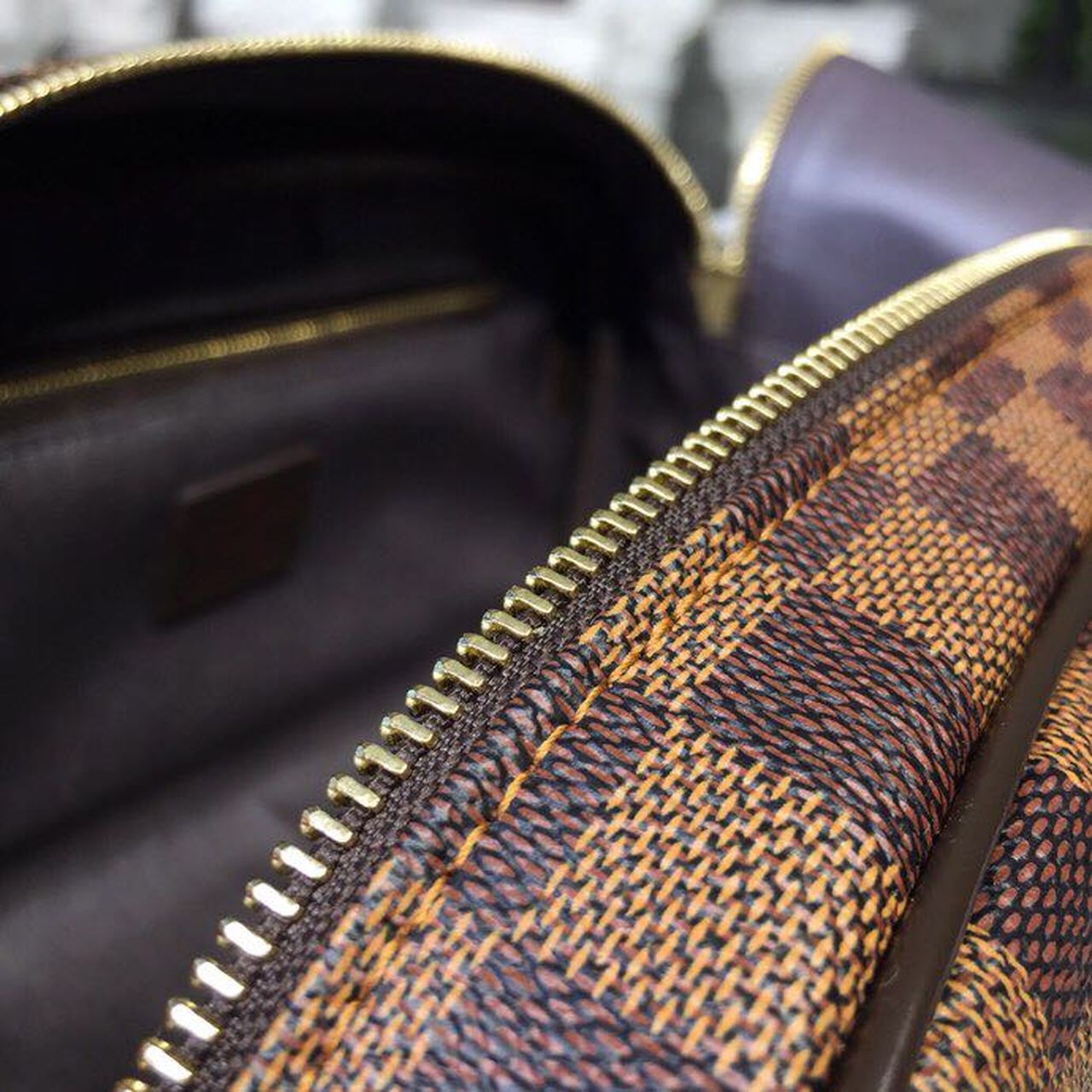 L0vis Vvtt0n King Size Toiletry Damier Ebene Canvas, Travel Bags 11in/28cm LV N47527