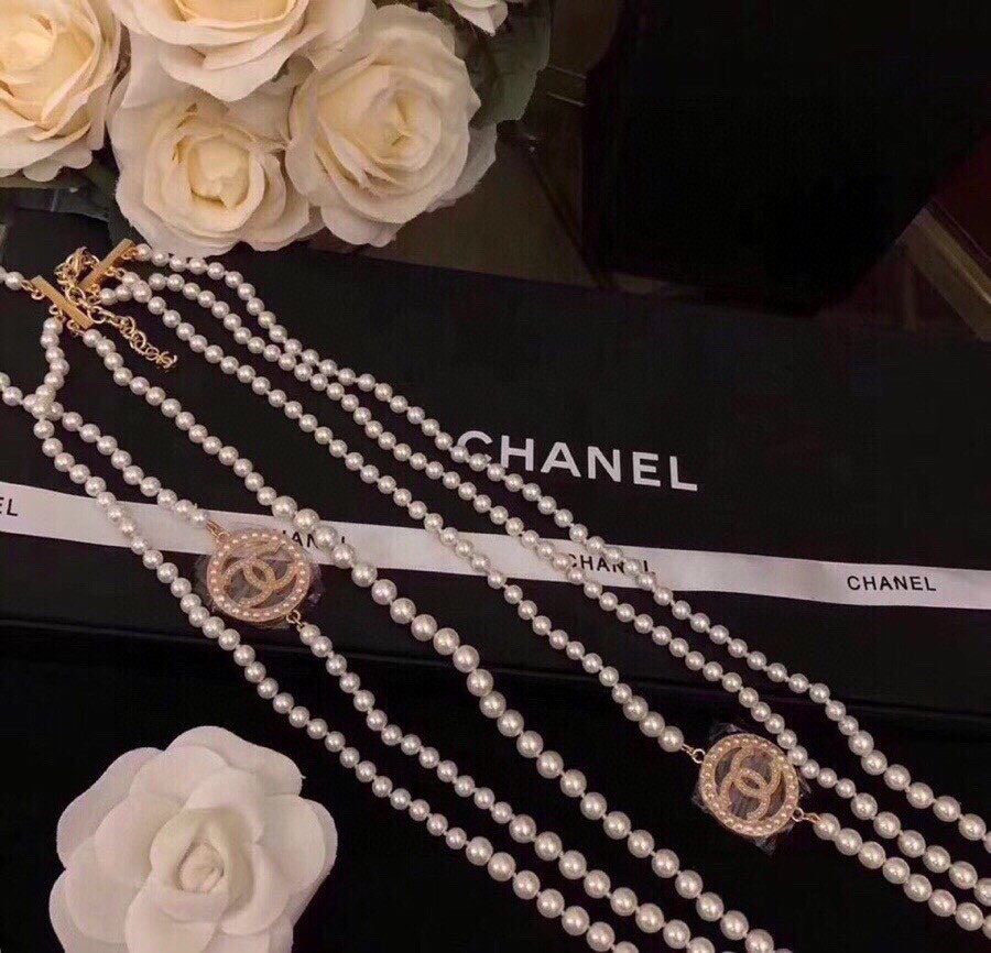 Ch**el Necklace