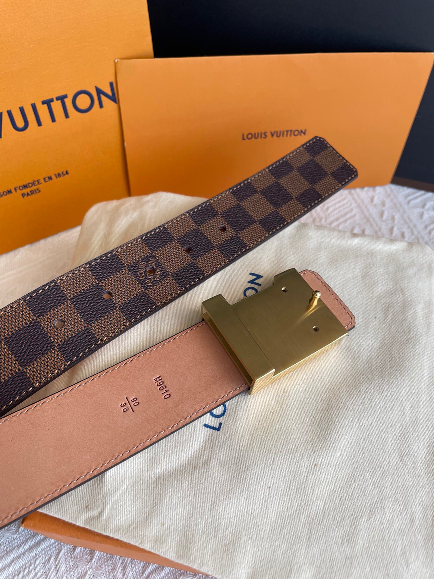 L0vis Vvtt0n Twist Iconic Initiales LV Belt Damier Infini Canvas Brown Gold Finishing