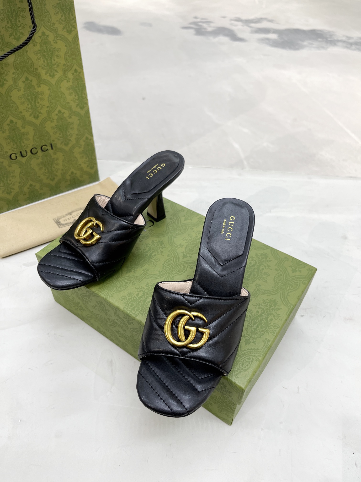 Gvc*1 Double G Slide Sandal Chevron Matelasse Black For Women GG 674839 BKO00 1000