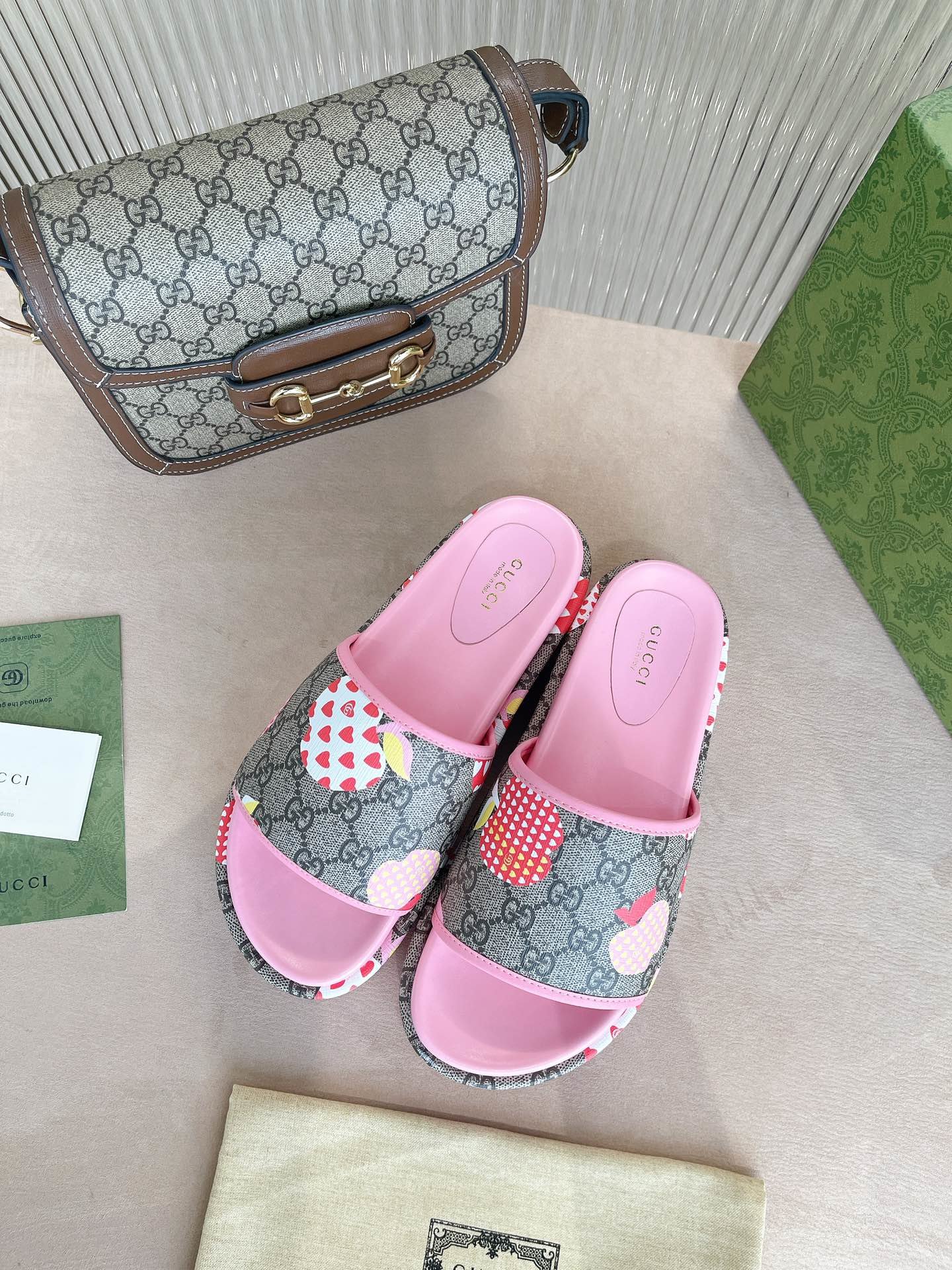 Gvc*1 GG Blooms Svp*me Floral Slide Sandal By Canvas Fabric Pink For Women GG