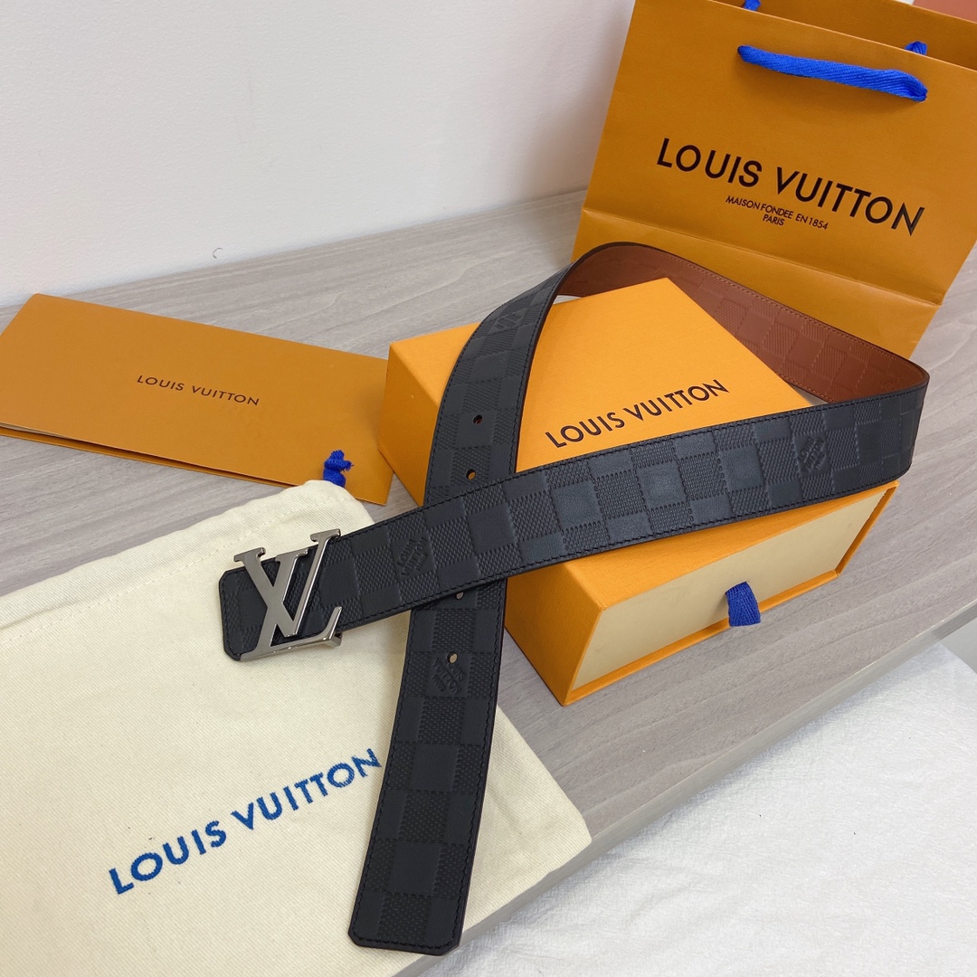 L0vis Vvtt0n Initiales Reversible LV Belt in Damier Embossed with Silver Hardware