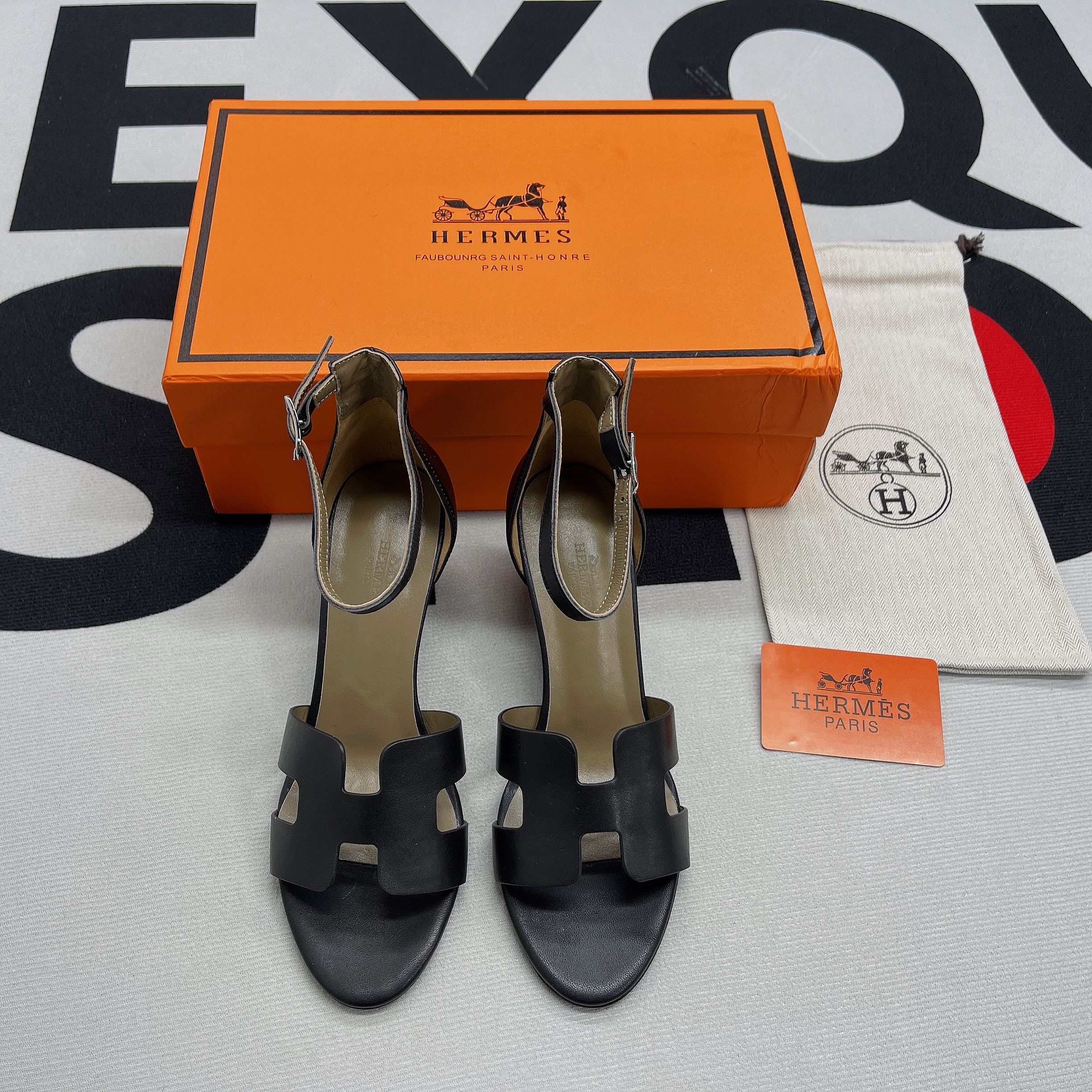 H**me5 Legend Sandals Calfskin Leather Spring/Summer Collection Noir