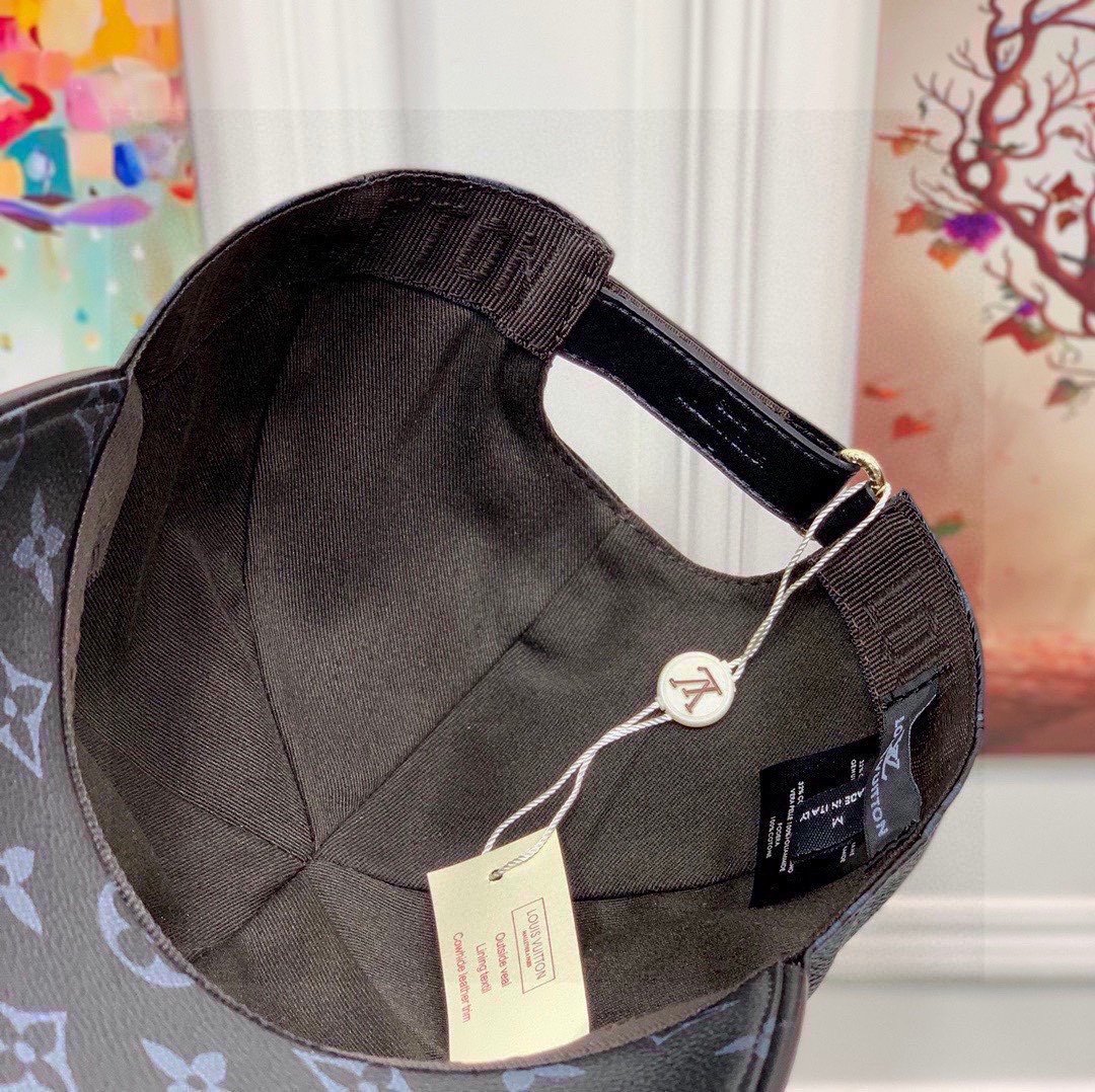 L0vis Vvtt0n LV Get Ready Cap Monogram Black LV Cap
