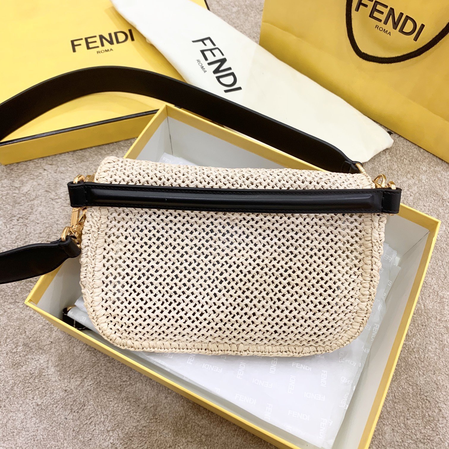 F**di Baguette Woven Straw Black For Women, Women’s Handbags, Shoulder And Crossbody Bags 10.2in/26cm FF