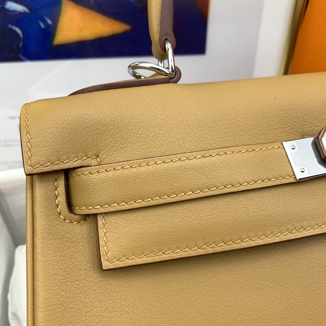 H**me5 Kelly 28 Evercolor Gold Bag For Women, Women’s Handbags, Shoulder Bags 11in/28cm