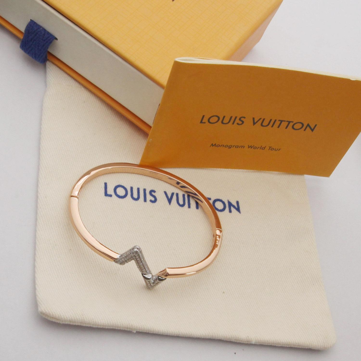 L0vis Vvtt0n Volt Upside Down Bracelet