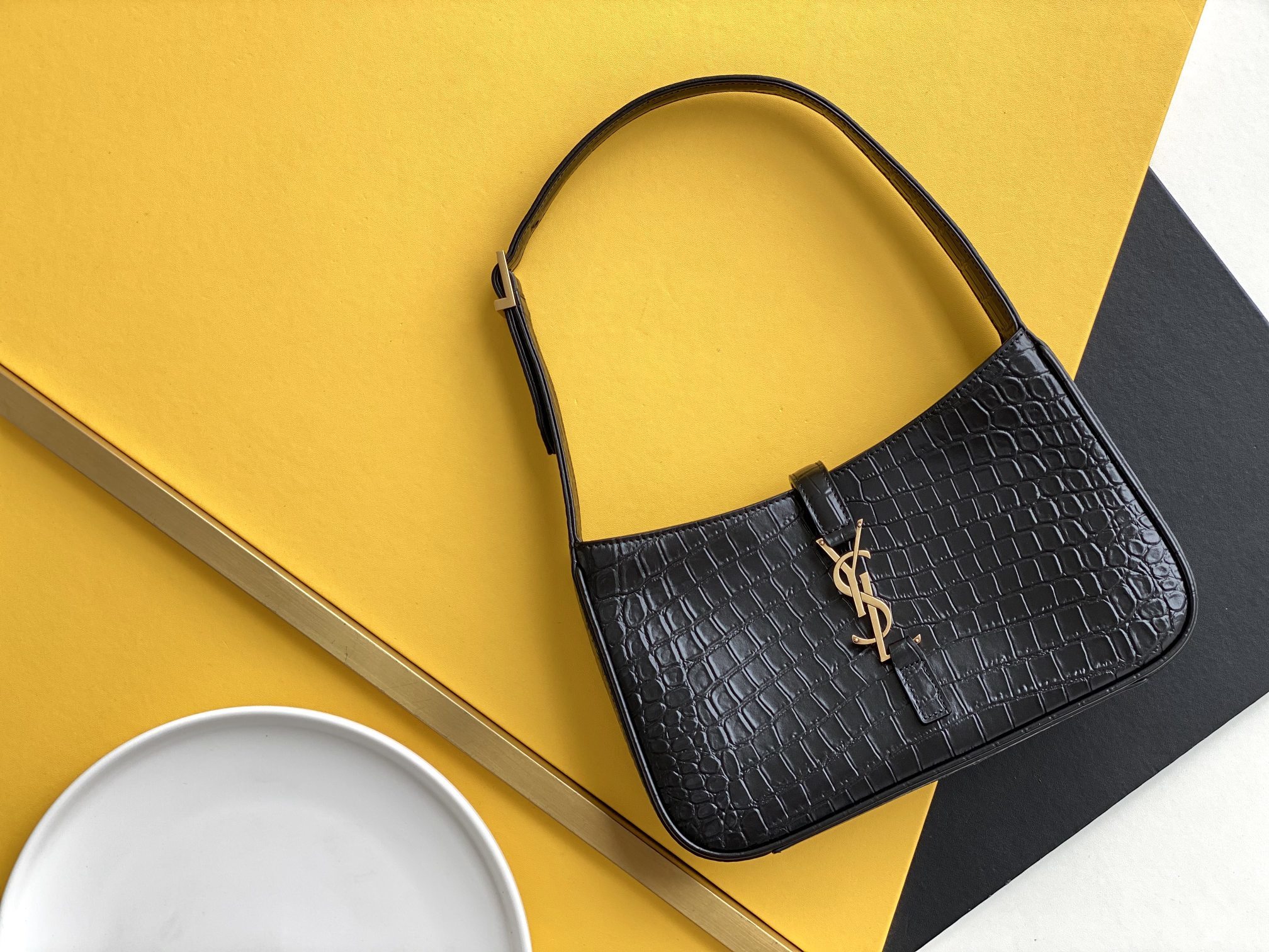 Sa1nt Lau*nt LE 5 À 7 Hobo Bag Black In Embossed Material For Women 9in/23cm Y51 657228DZESW1062