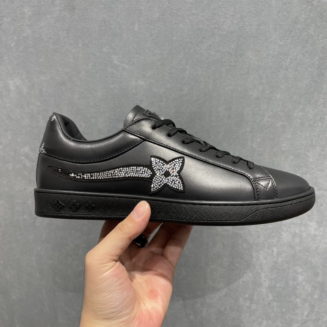 L0vis Vvtt0n Luxembourg Samothrace Sneaker Black For Men LV
