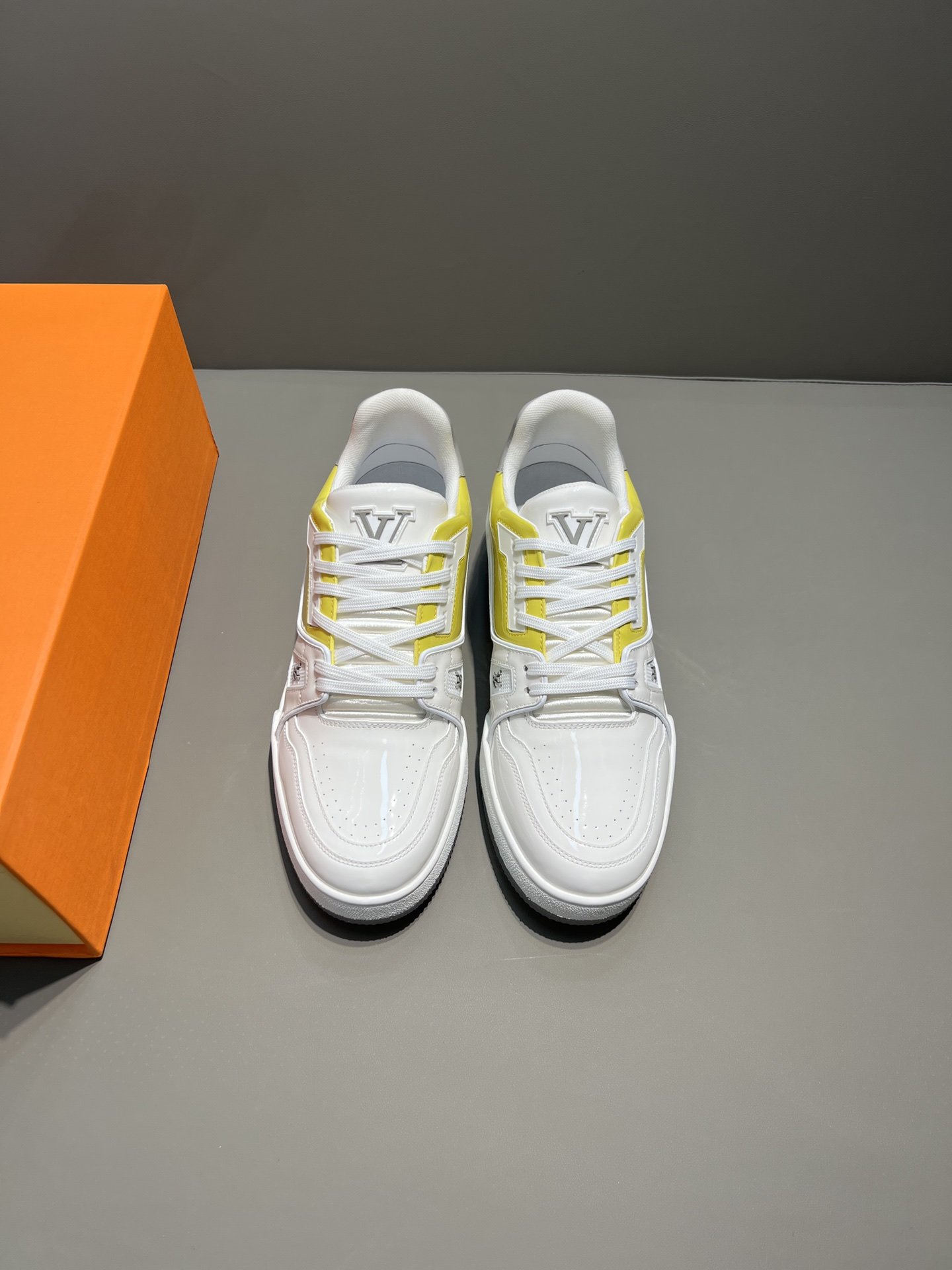 L0vis Vvtt0n Trainer Sneaker White/Yellow Virgil Abloh For Men LV