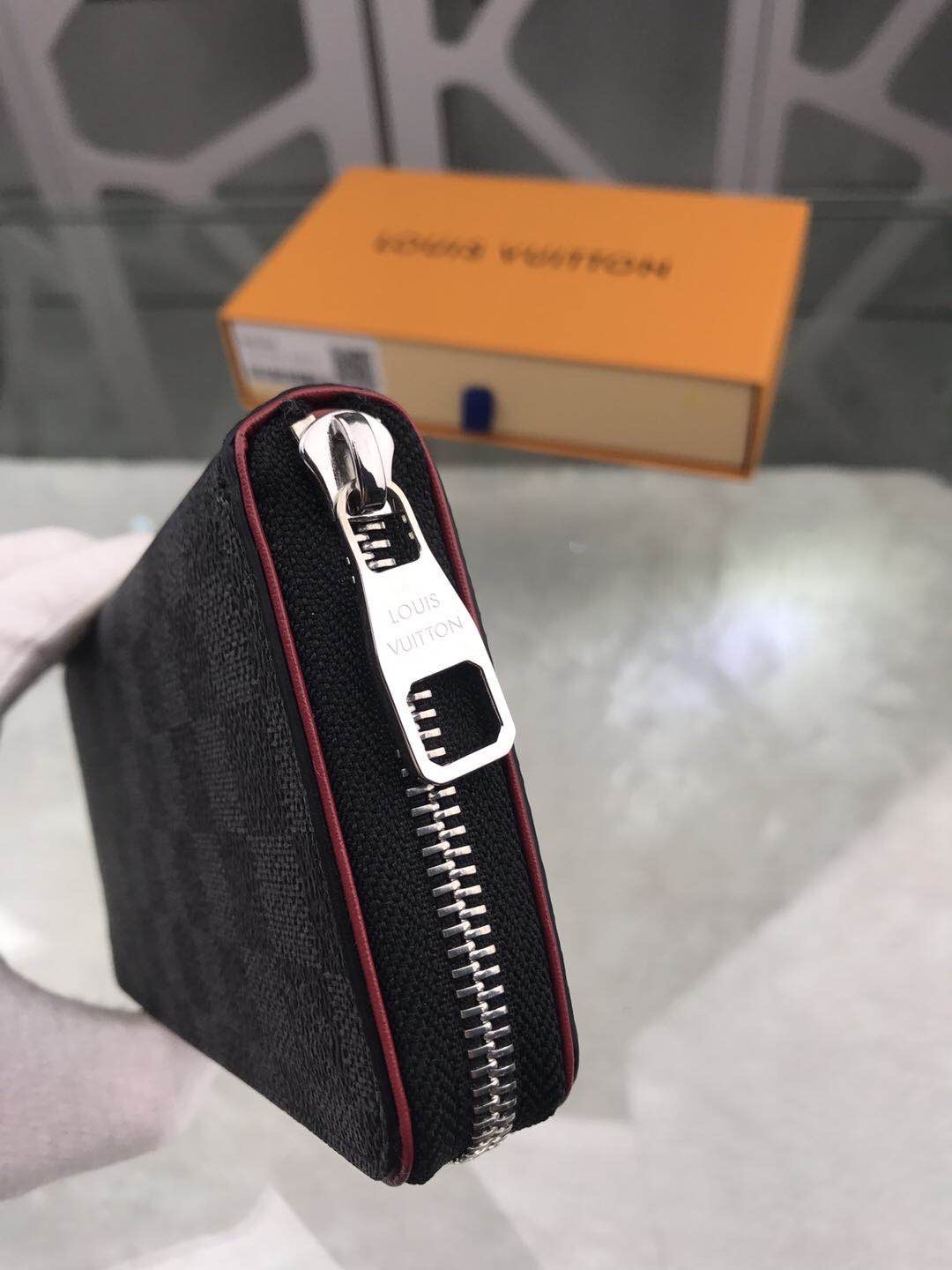 L0vis Vvtt0n Zippy Wallet Vertical Wallet Damier Graphite Canvas For Men, Men’s Wallet 7.9in/20cm LV