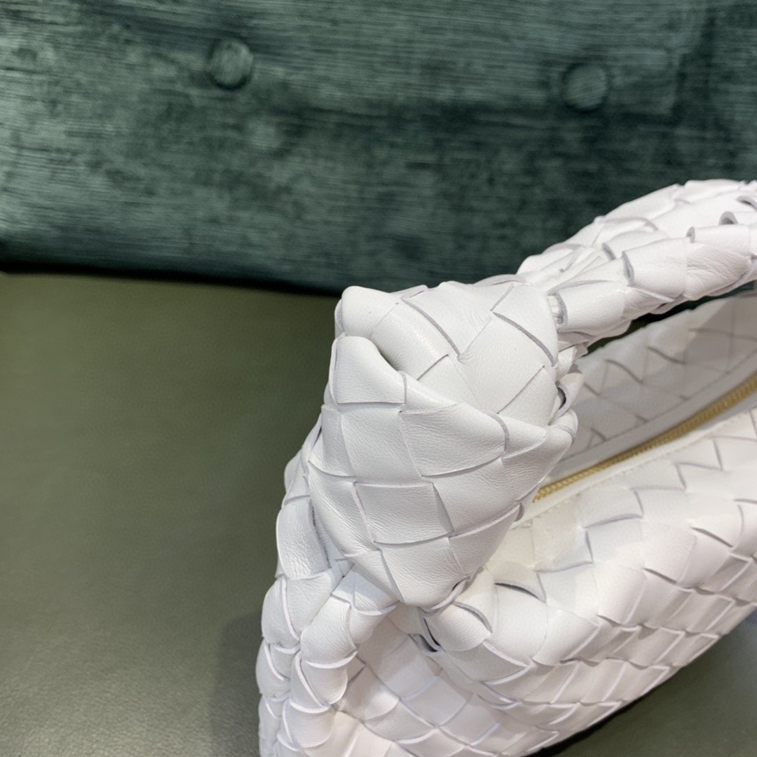 B0tt*ga Ven*ta Mini Jodie Bag For Women 11in/28cm In Chalk 651876VCPP59143