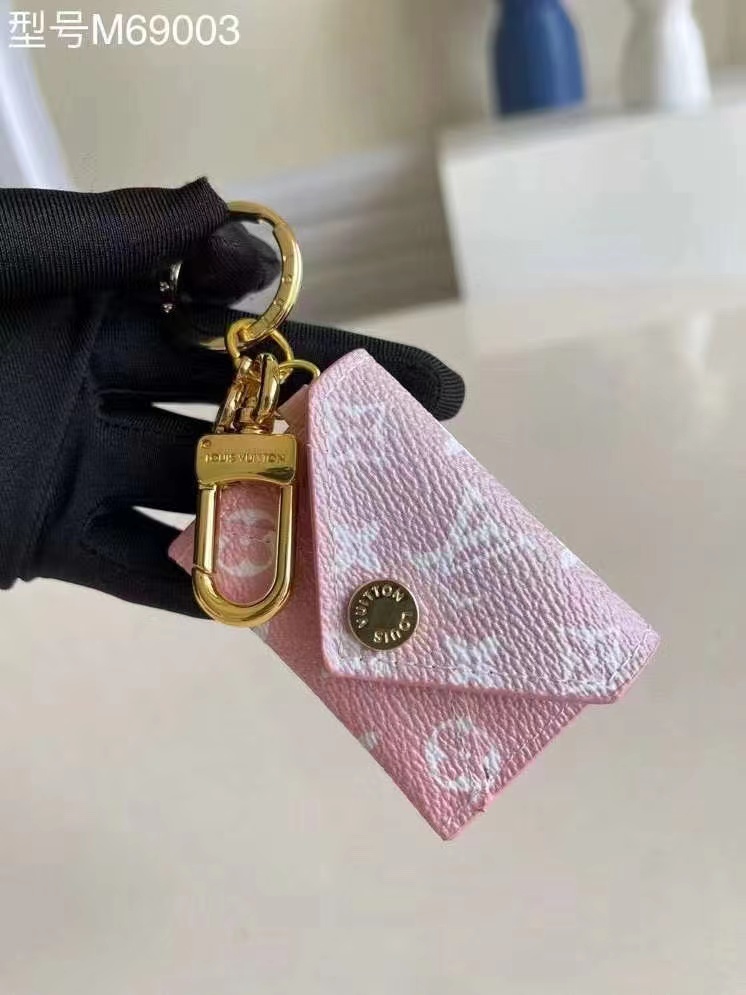 L0vis Vvtt0n Kirigami Pouch Bag Charm And Key Holder Monogram Canvas Pink For Women, Women’s Wallets 2.8in/7cm LV