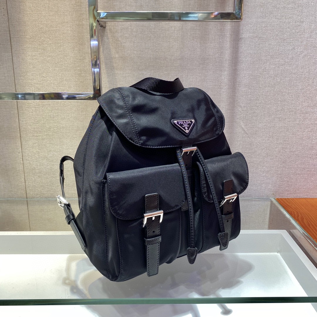 Pra*a Small Re-Nylon Backpack Black For Women, Women’s Bags 11in/28cm 1BZ677_RV44_F0002_V_OOO