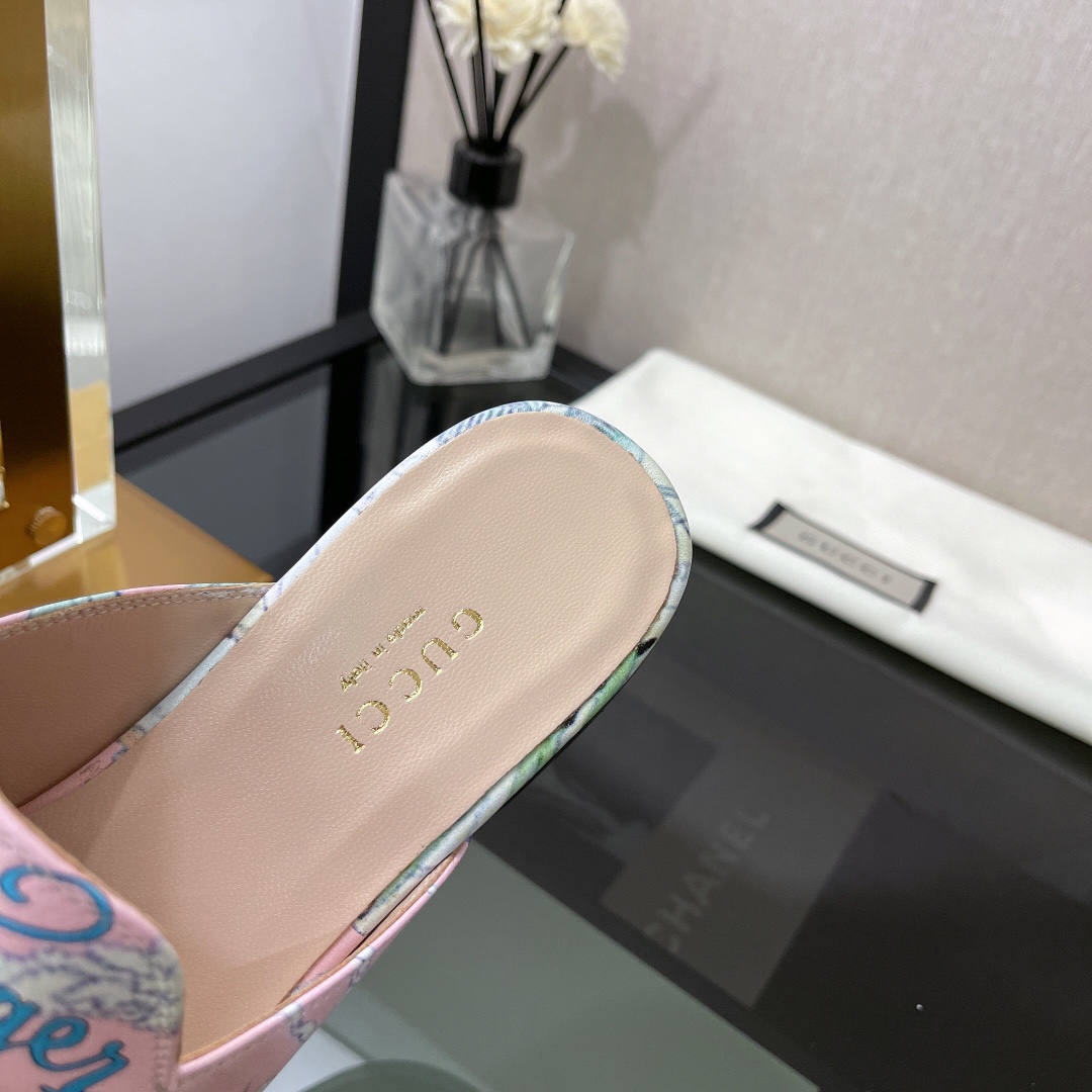 Gvc*1 Women’s GG Princetown Slipper With Tiger White For Women GG