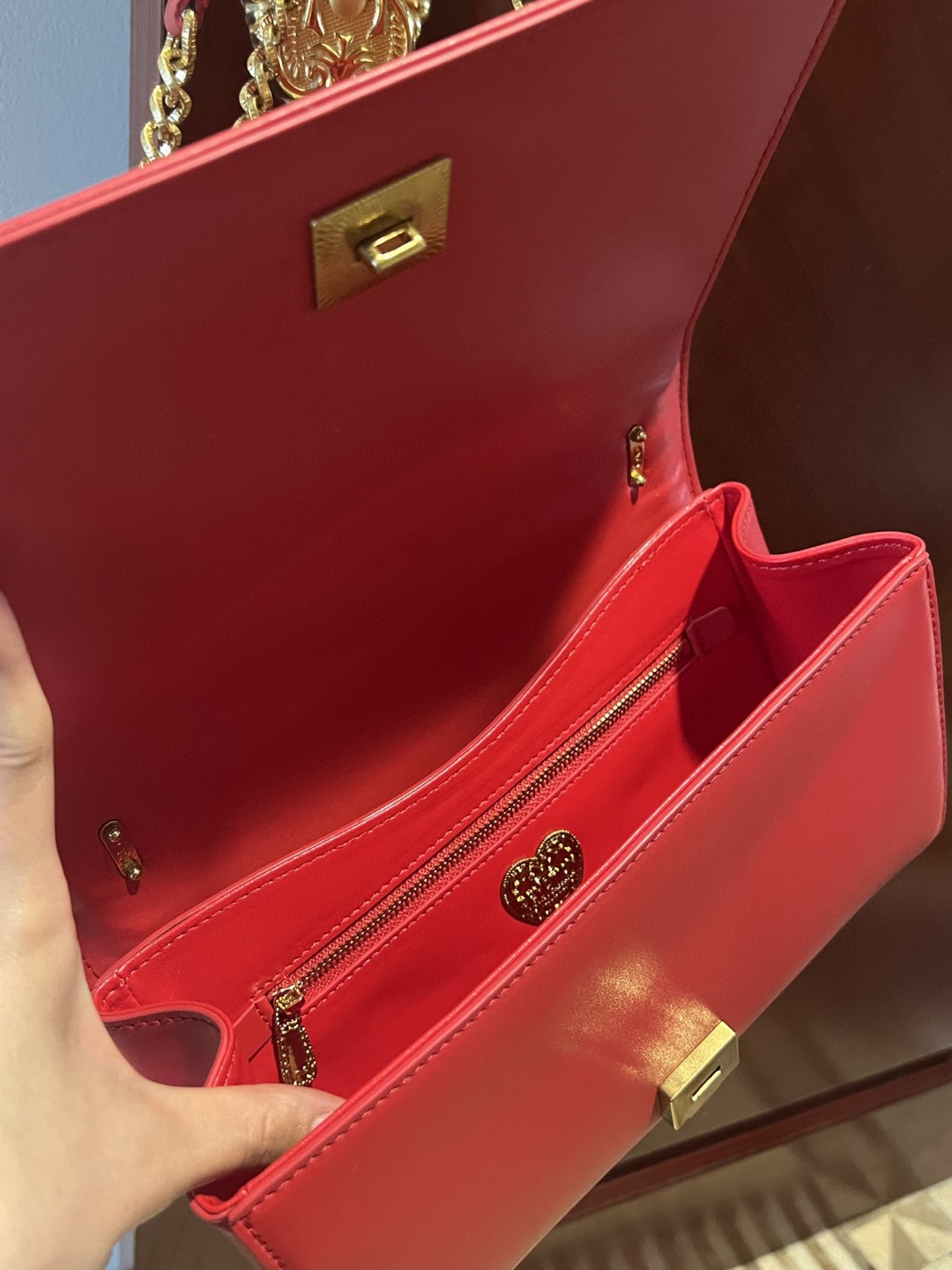 Dolce & Gabbana Large Devotion Bag In Quilted Nappa Red For Women 10in/26cm DG BB6651AV96787124