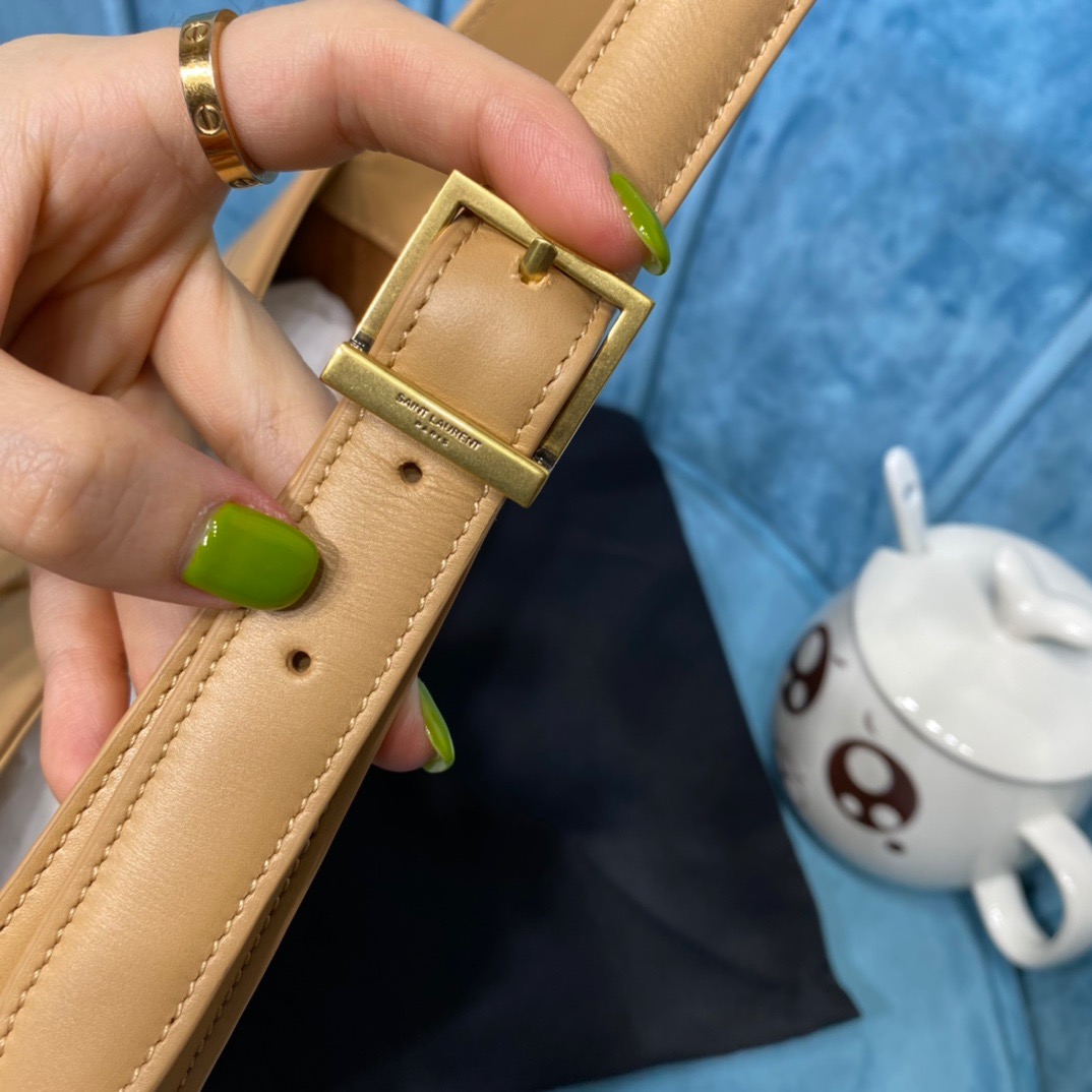 Sa1nt Lau*nt Le 5 À 7 Hobo Bag In Smooth Beige For Women 9in/23cm Y51 6572282R20W9832