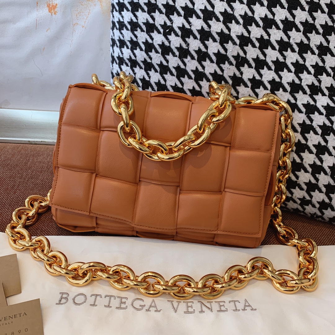 B0tt*ga Ven*ta Chain Cassette Brown, For Women, Women’s Bags 10.2in/26cm