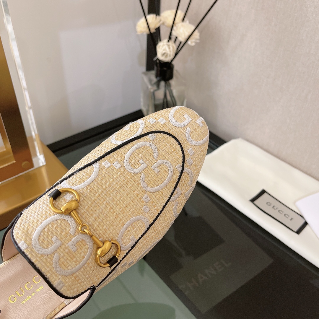 Gvc*1 Women’s GG Princetown Slipper Beige For Women GG 475094 UWB50 9676