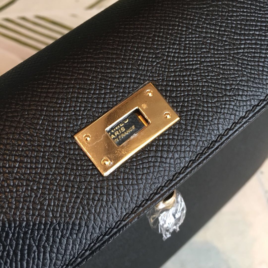 H**me5 Kelly Black For Women Gold Toned Hardware 10in/25cm