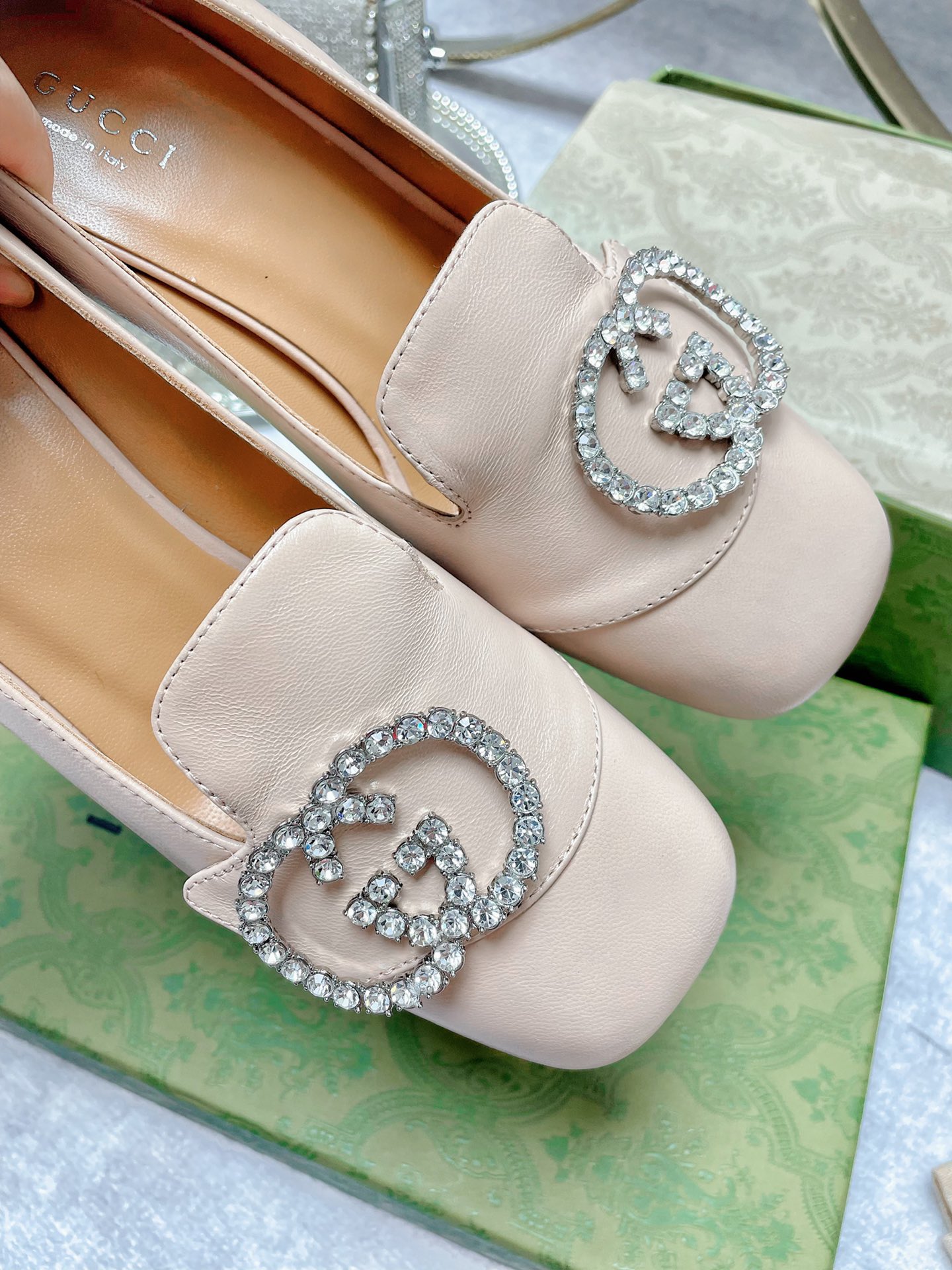 Gvc*1 Women’s Mid-Heel Pump With GG Logo White For Women GG