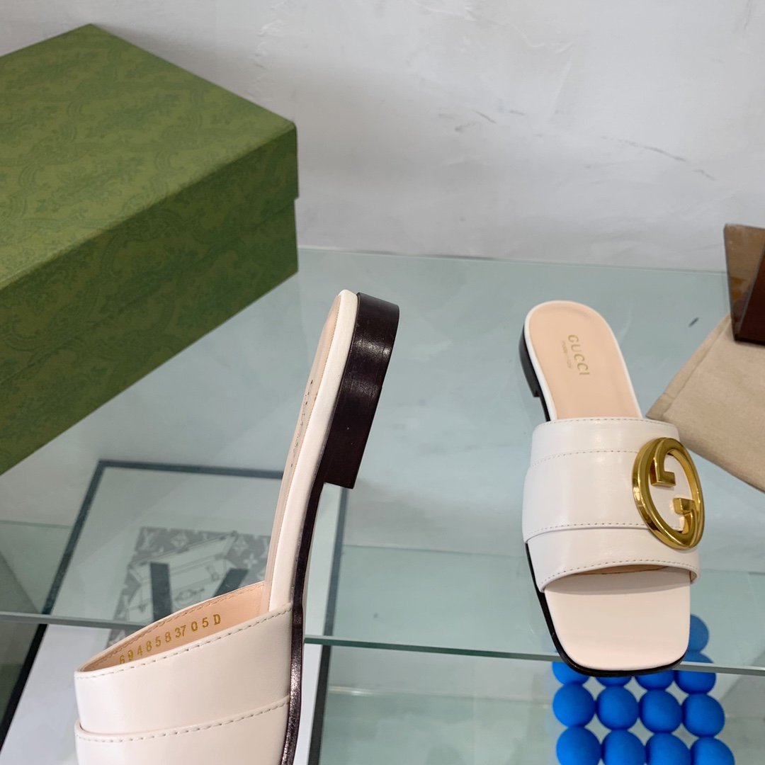 Gvc*1 Blondie Slide Sandal White For Women GG