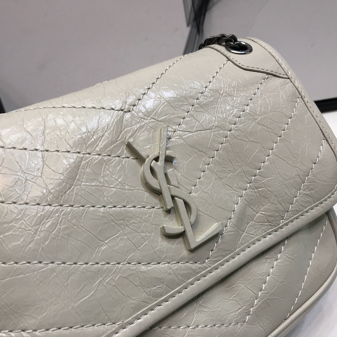 Sa1nt Lau*nt Niki Baby Chain Bag In Crinkled Vintage White For Women 8.2in/21cm Y51 6331600EN049207