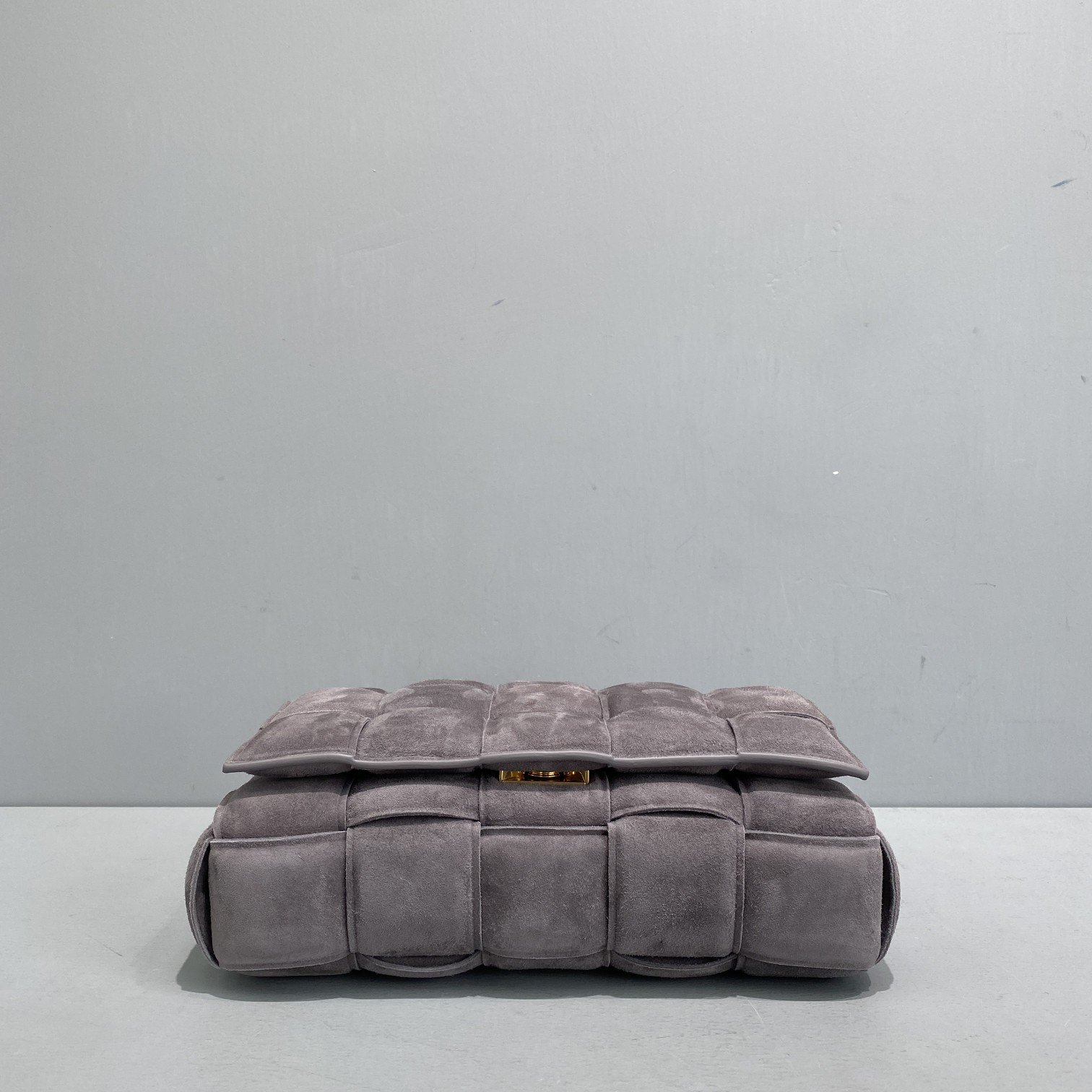 B0tt*ga Ven*ta Padded Cassette Gray, For Women, Women’s Bags 10.2in/26cm