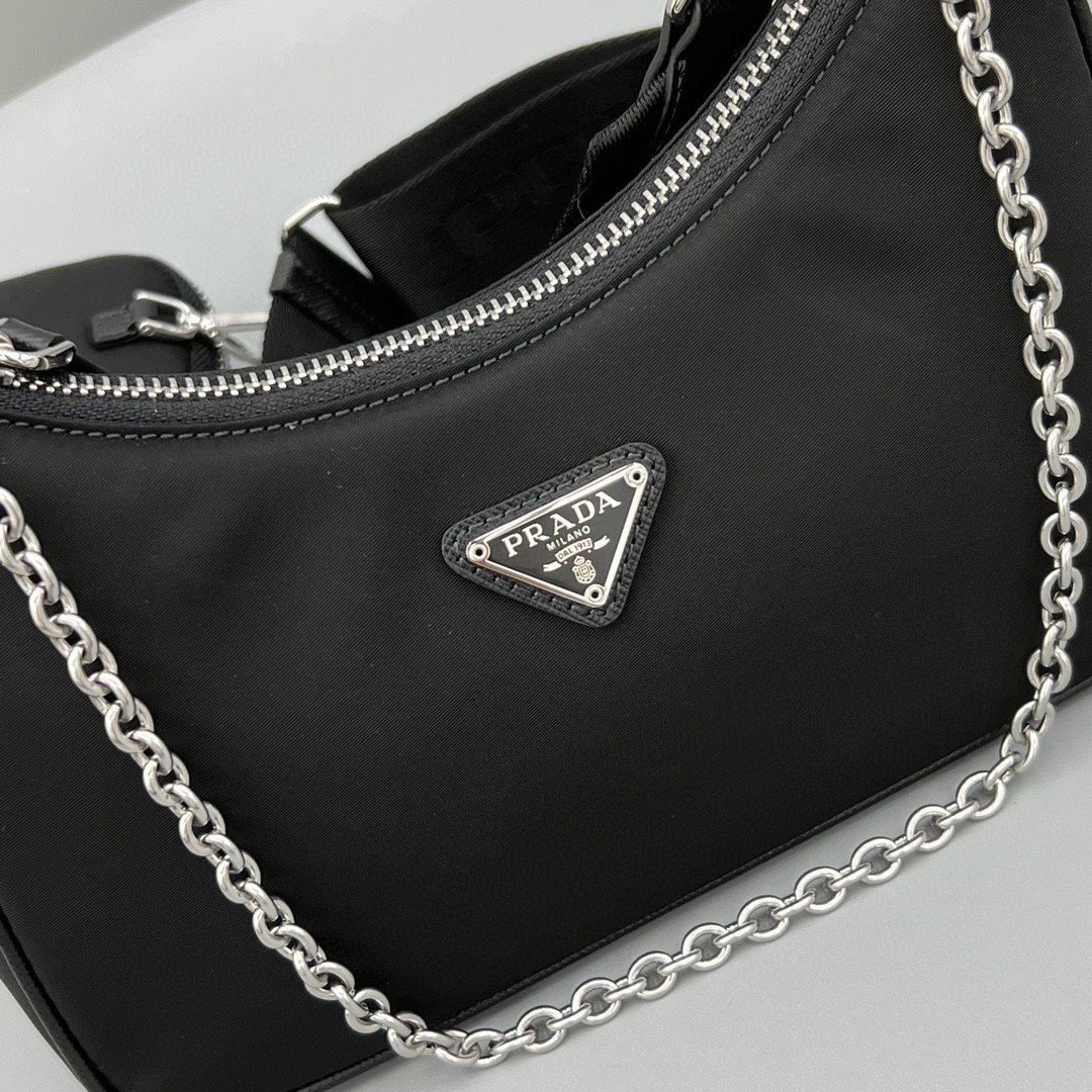 Pra*a Re-Edition 2005 Saffiano Shoulder Bag Black Silver Hardware For Women, Women’s Bags 9.4in/24cm