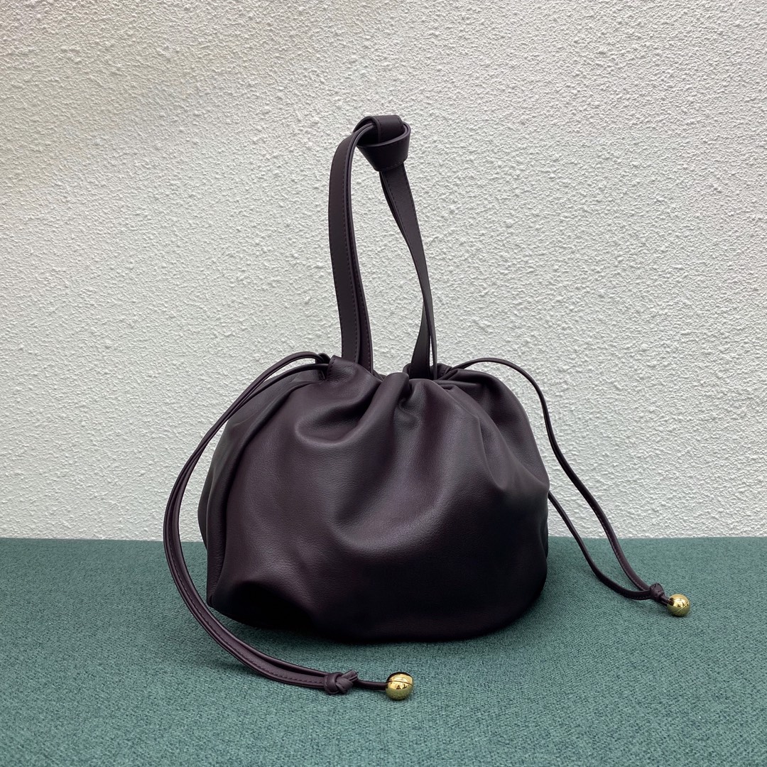 B0tt*ga Ven*ta Medium Pouch Purple, For Women, Women’s Bags 15.7in/40cm