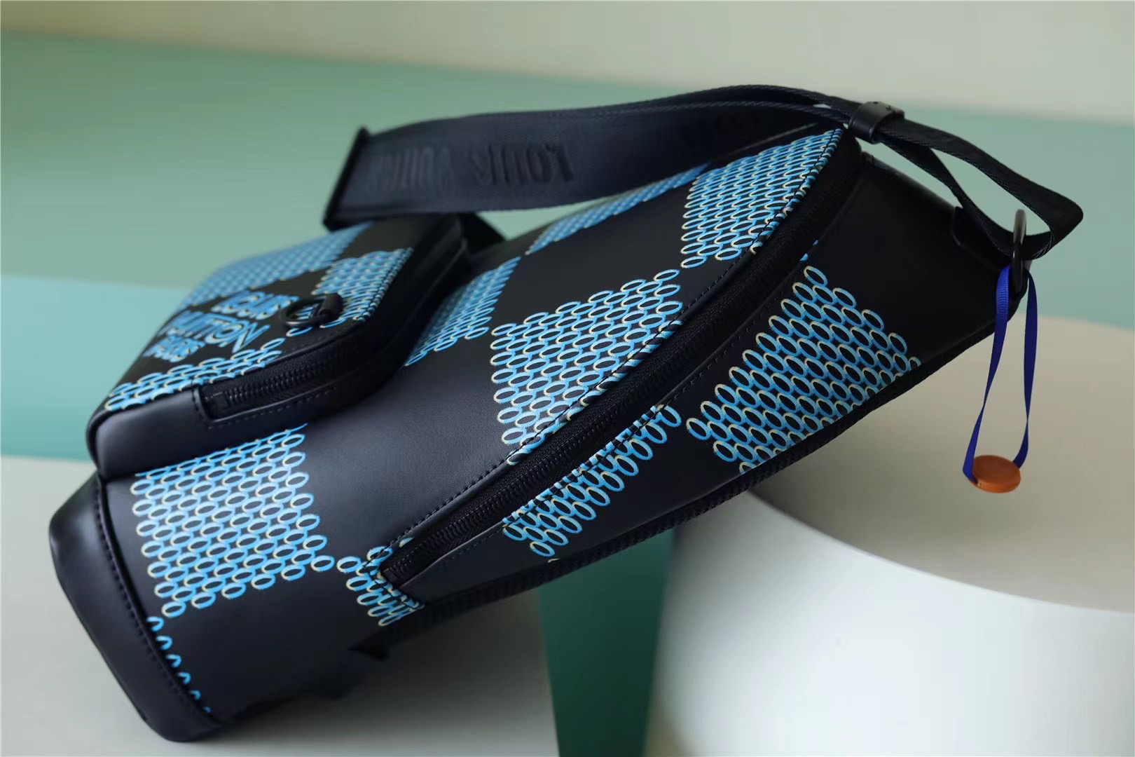 L0vis Vvtt0n Racer Damier Spray Blue For Men, Men’s Backpacks 16in/41cm LV