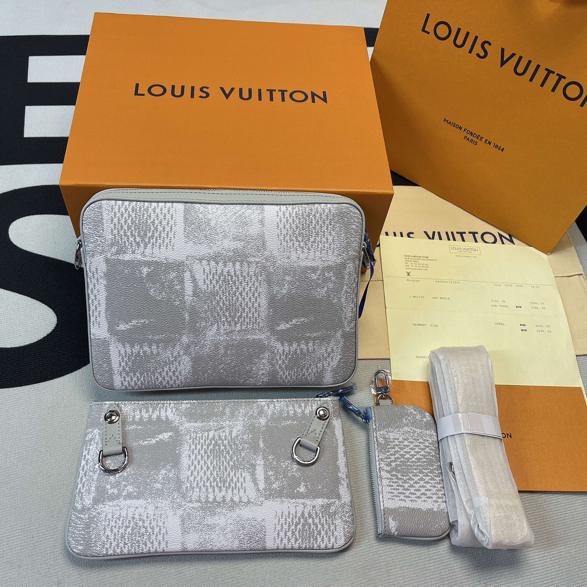 L0vis Vvtt0n Trio Messenger Damier Salt Gray For Men, Men’s Bags, Shoulder And Crossbody Bags 9.5in/25cm LV N50068