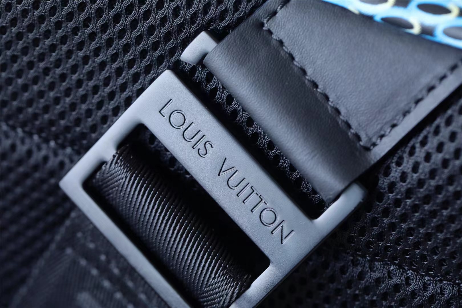 L0vis Vvtt0n Racer Damier Spray Blue For Men, Men’s Backpacks 16in/41cm LV