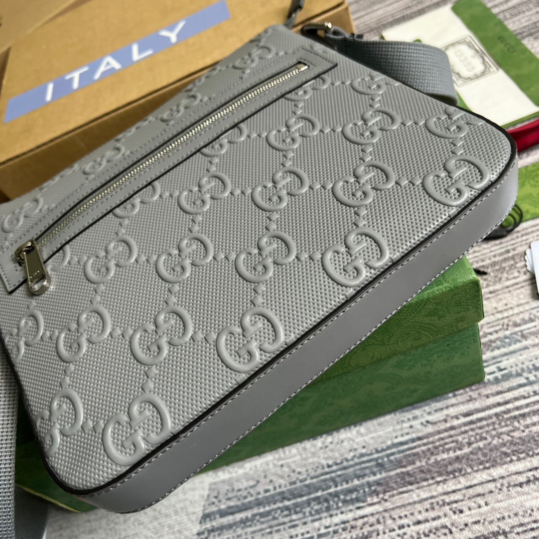 Gvc*1 GG Embossed Bag Grey GG Embossed  For Men 10.2in/26cm GG 406410 1W3CN 1275