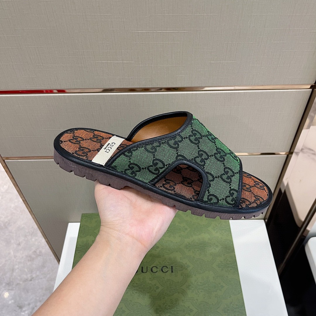 Gvc*1 Men’s GG Svp*me Slide Sandal Orange And Green For Men 624879